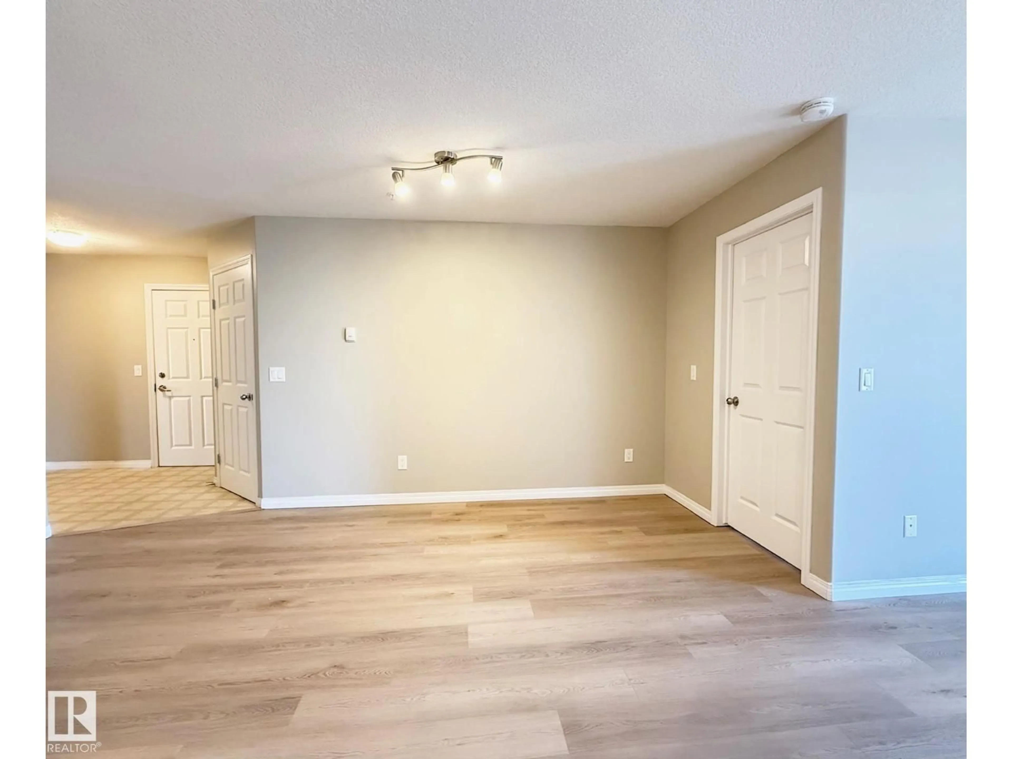 A pic of a room for 9945 167 ST, Edmonton Alberta T5P0K5