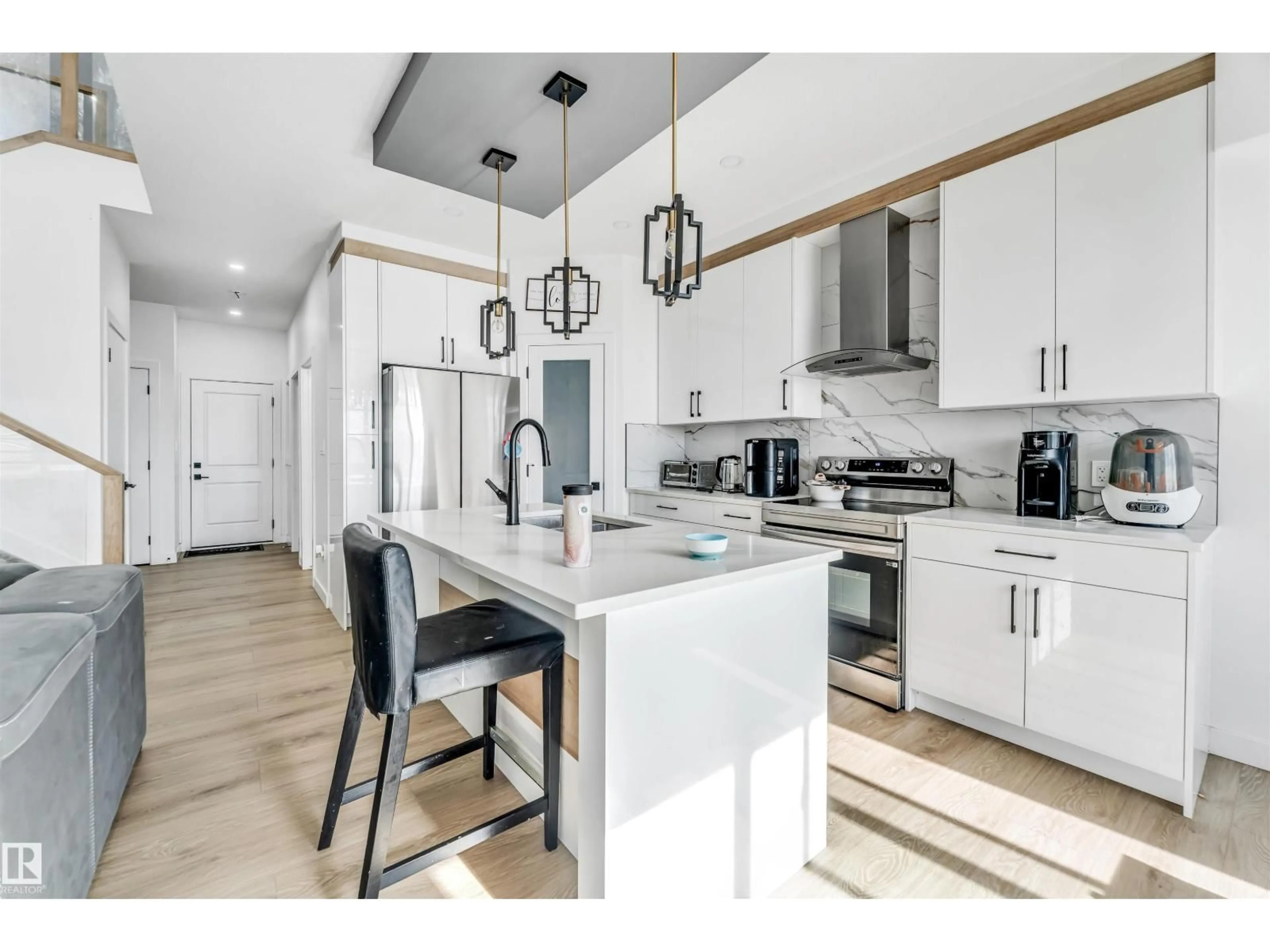 Open concept kitchen, unknown for 3911 40 AV, Beaumont Alberta T4X3B5