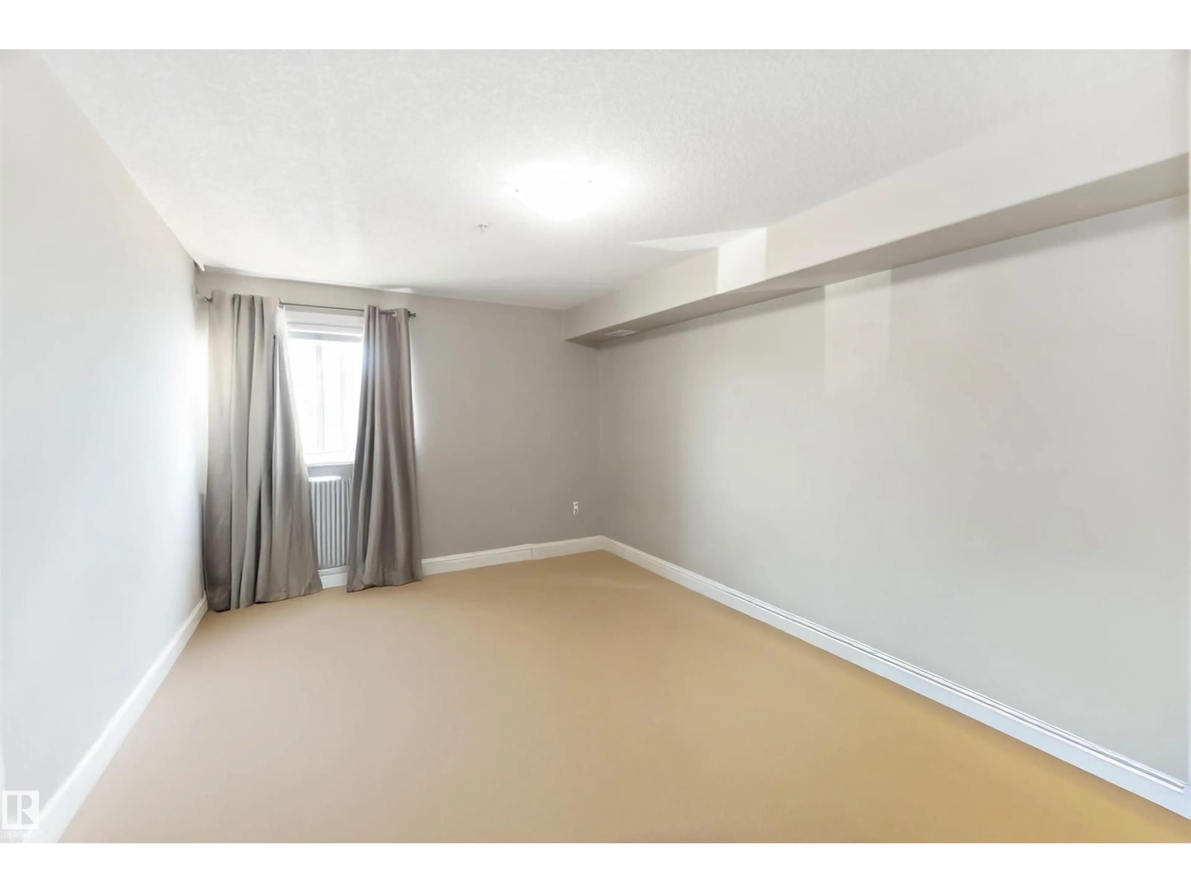A pic of a room for 210 - 13111 140 AV NW, Edmonton Alberta T6V0B1