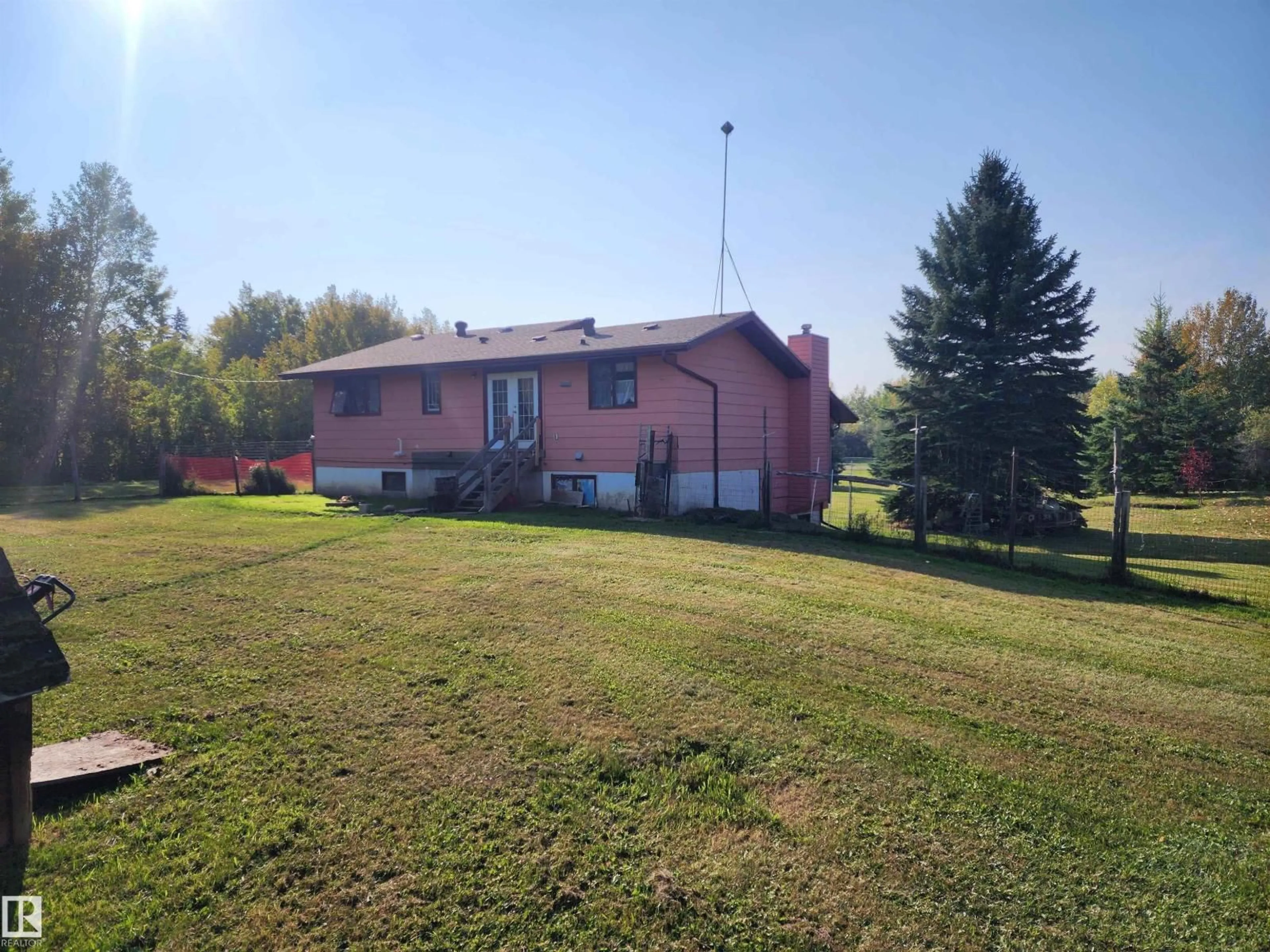 A pic from outside/outdoor area/front of a property/back of a property/a pic from drone, unknown for 53510 - 14 HWY 43, Rural Lac Ste. Anne County Alberta T0E1V0