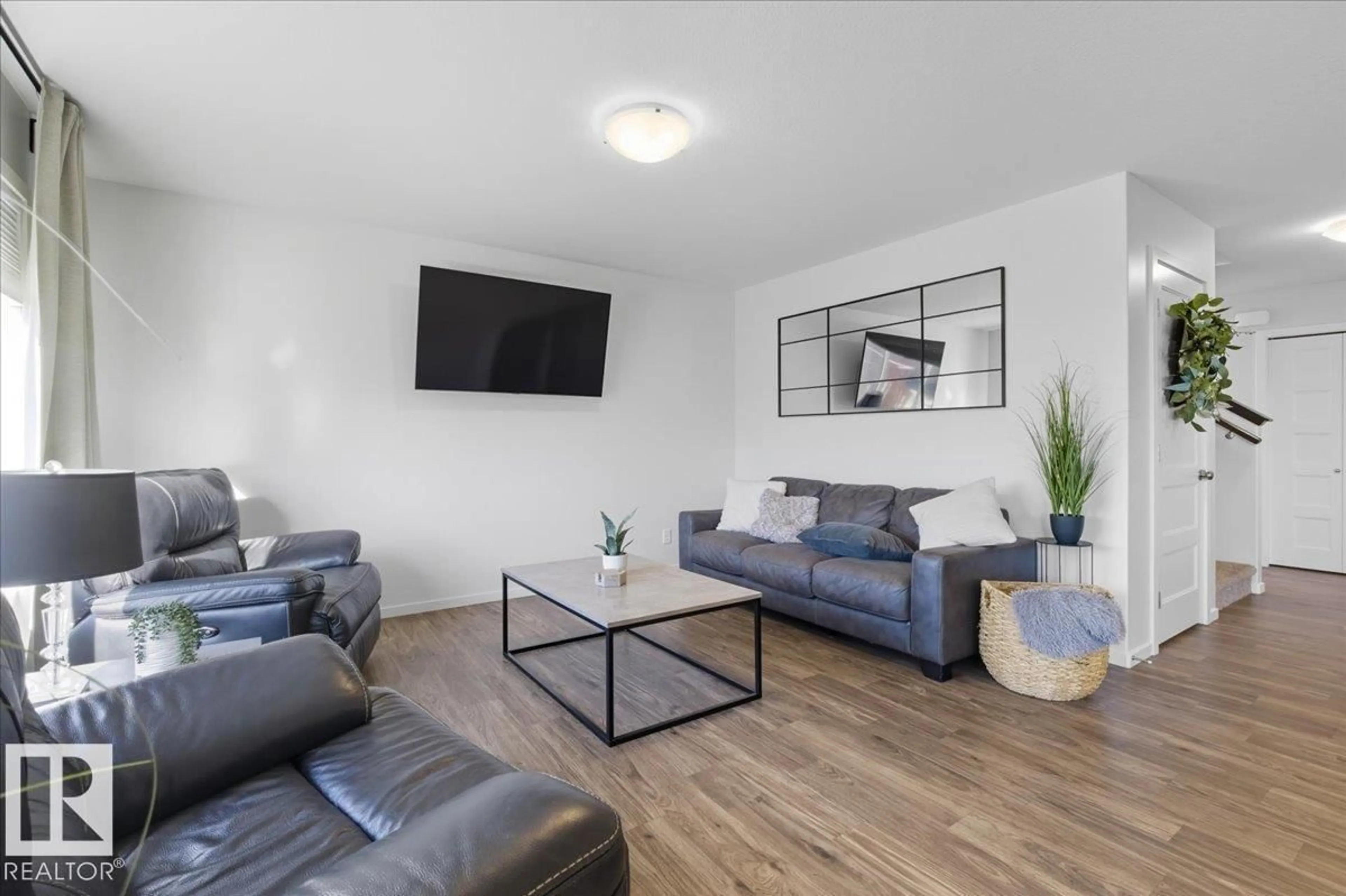 Living room with furniture, unknown for 113 PARK GV, Wetaskiwin Alberta T9A1X5