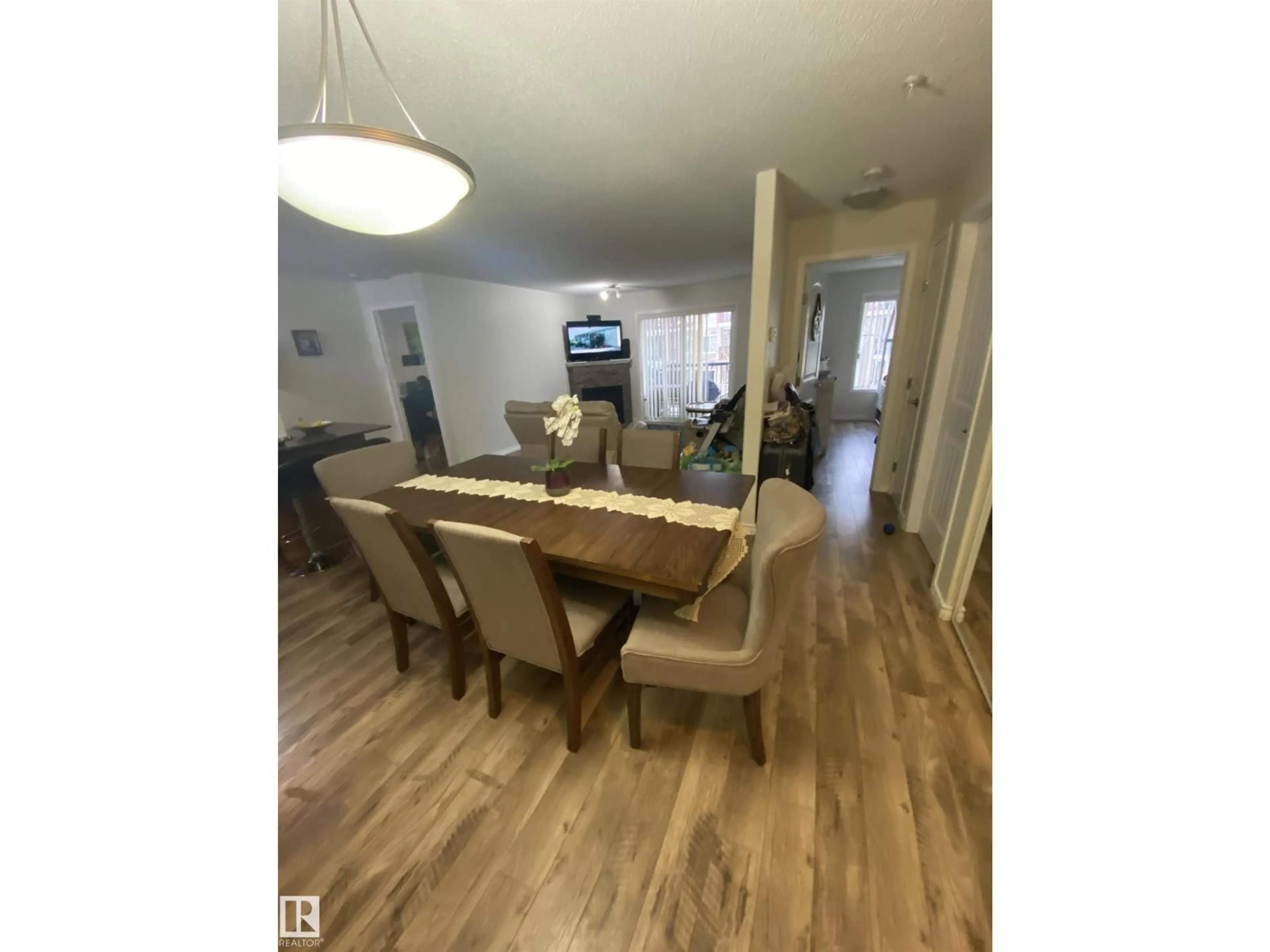A pic of a room for 319 17407 99 AV NW, Edmonton Alberta T6T0W8