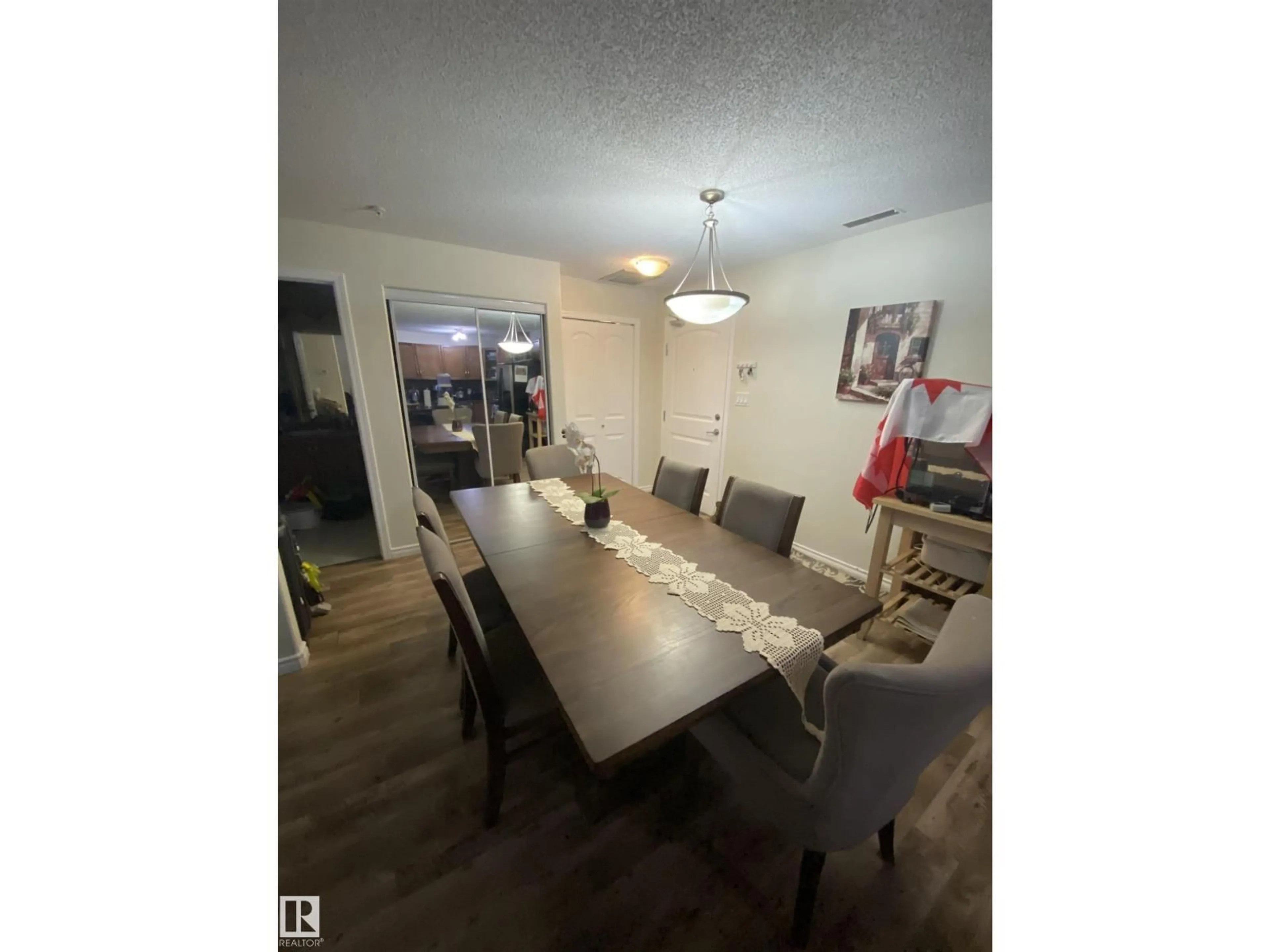 A pic of a room for 319 17407 99 AV NW, Edmonton Alberta T6T0W8
