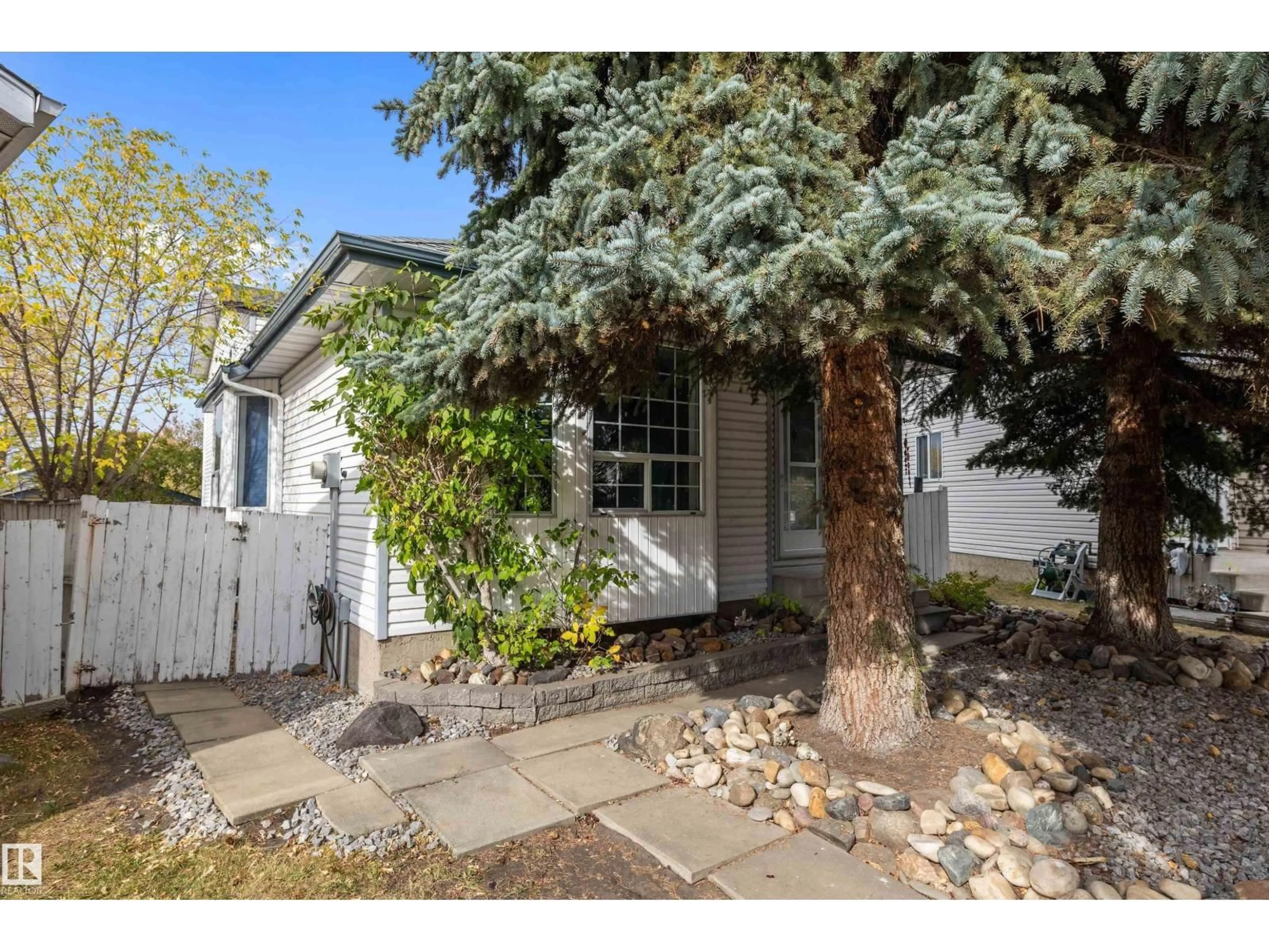 Unknown for 4420 36A ST, Edmonton Alberta T6L6K5