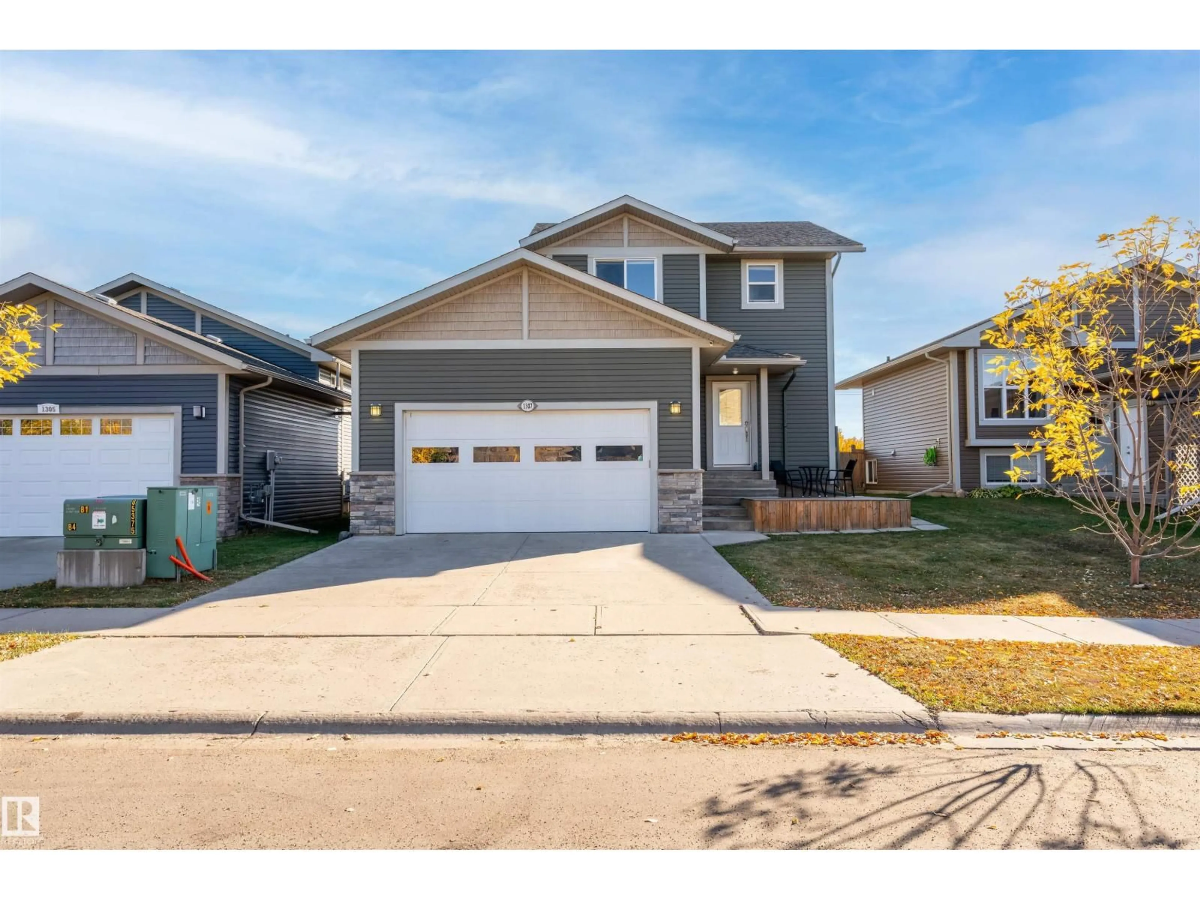 Home with vinyl exterior material, street for 1307 WILDRYE WY, Cold Lake Alberta T9M0E1