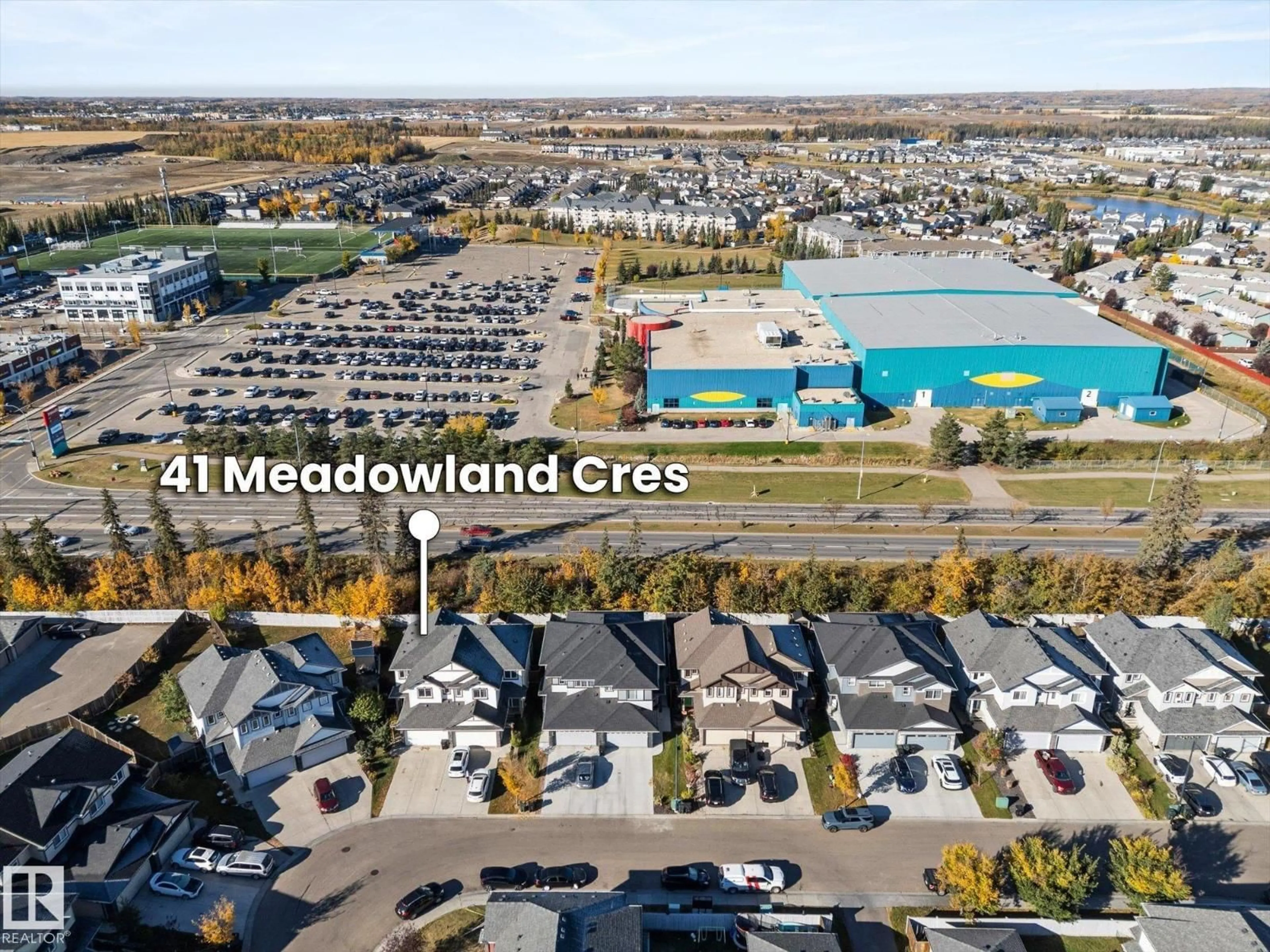 A pic from outside/outdoor area/front of a property/back of a property/a pic from drone, unknown for 41 MEADOWLAND CR, Spruce Grove Alberta T7X0P9