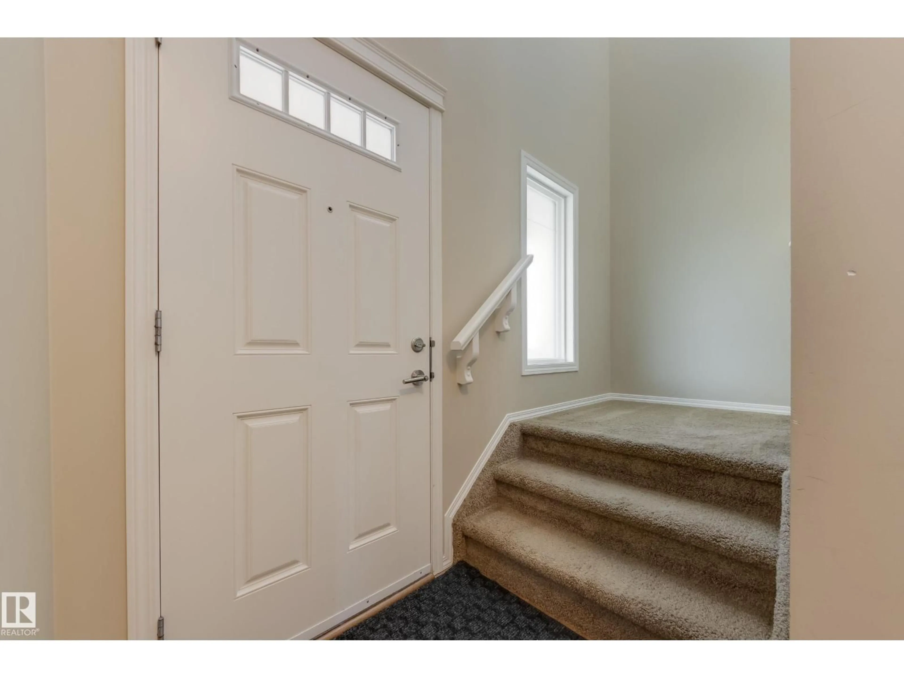 Indoor entryway for 97 SANTANA CRESCENT, Fort Saskatchewan Alberta T8L0N8