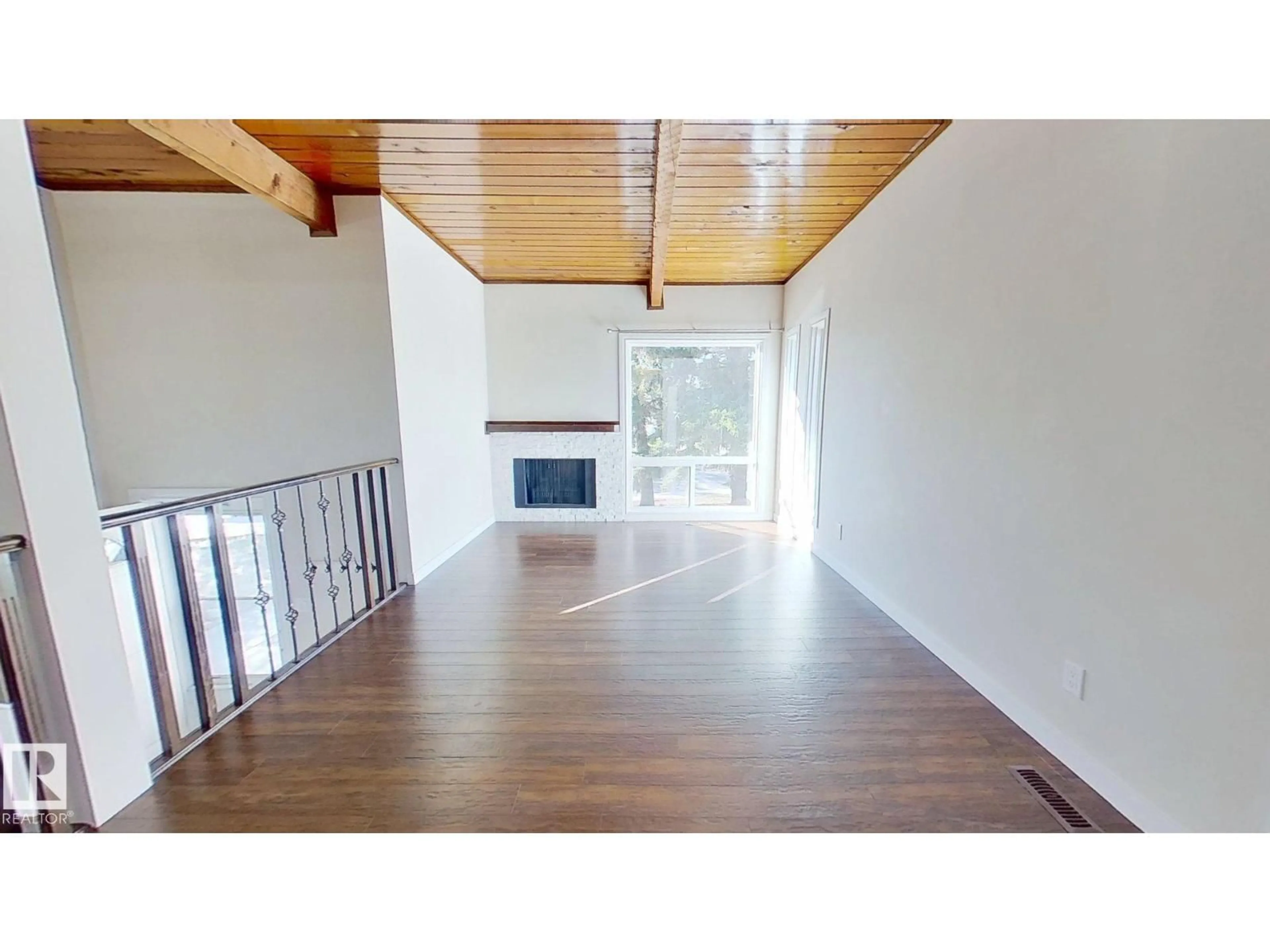 A pic of a room for 15 NORTHWOODS VG, Edmonton Alberta T5X1X2