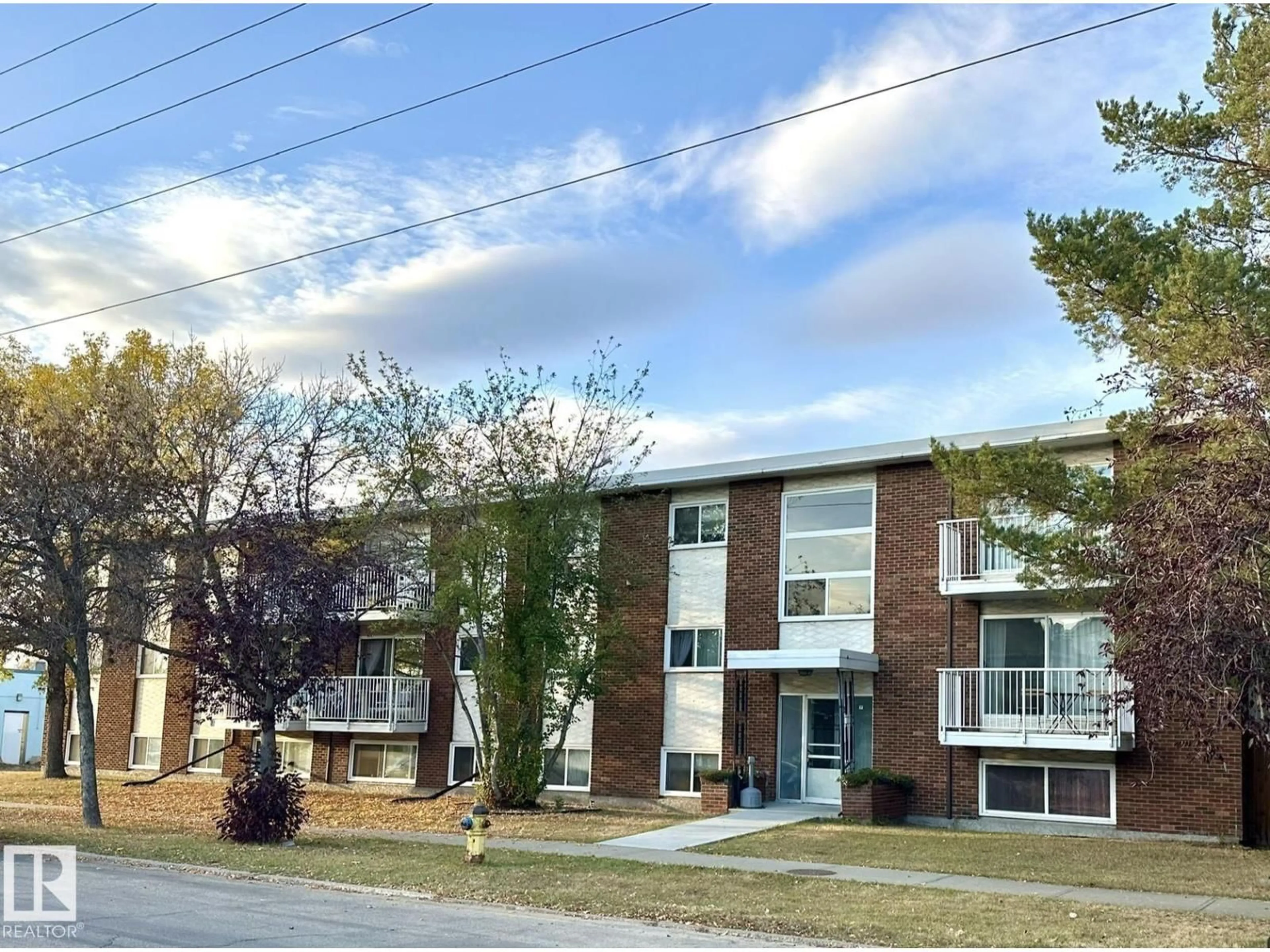 Unknown for 204 - 13104 132 AV, Edmonton Alberta T5L3R3