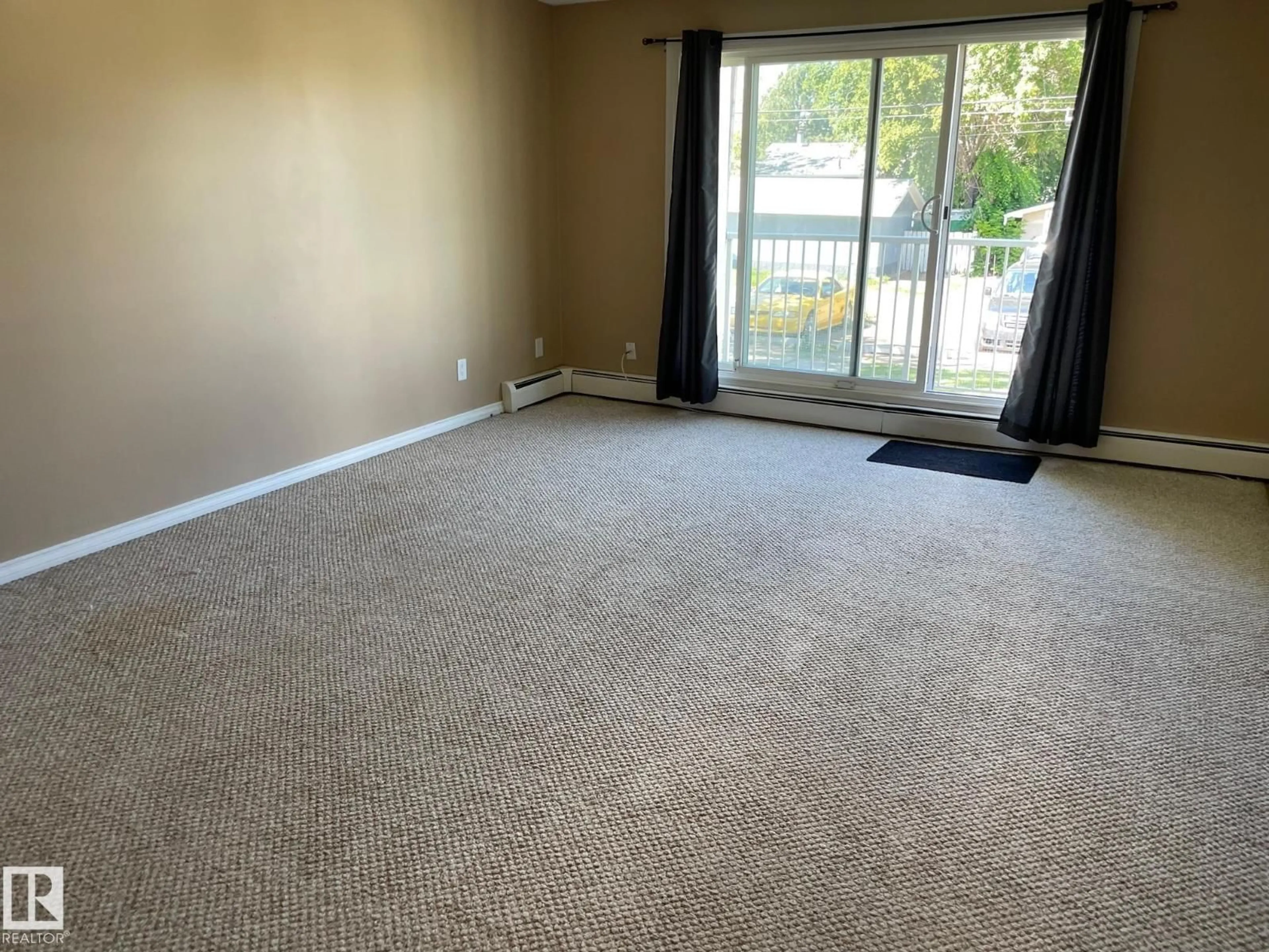 A pic of a room for 204 - 13104 132 AV, Edmonton Alberta T5L3R3