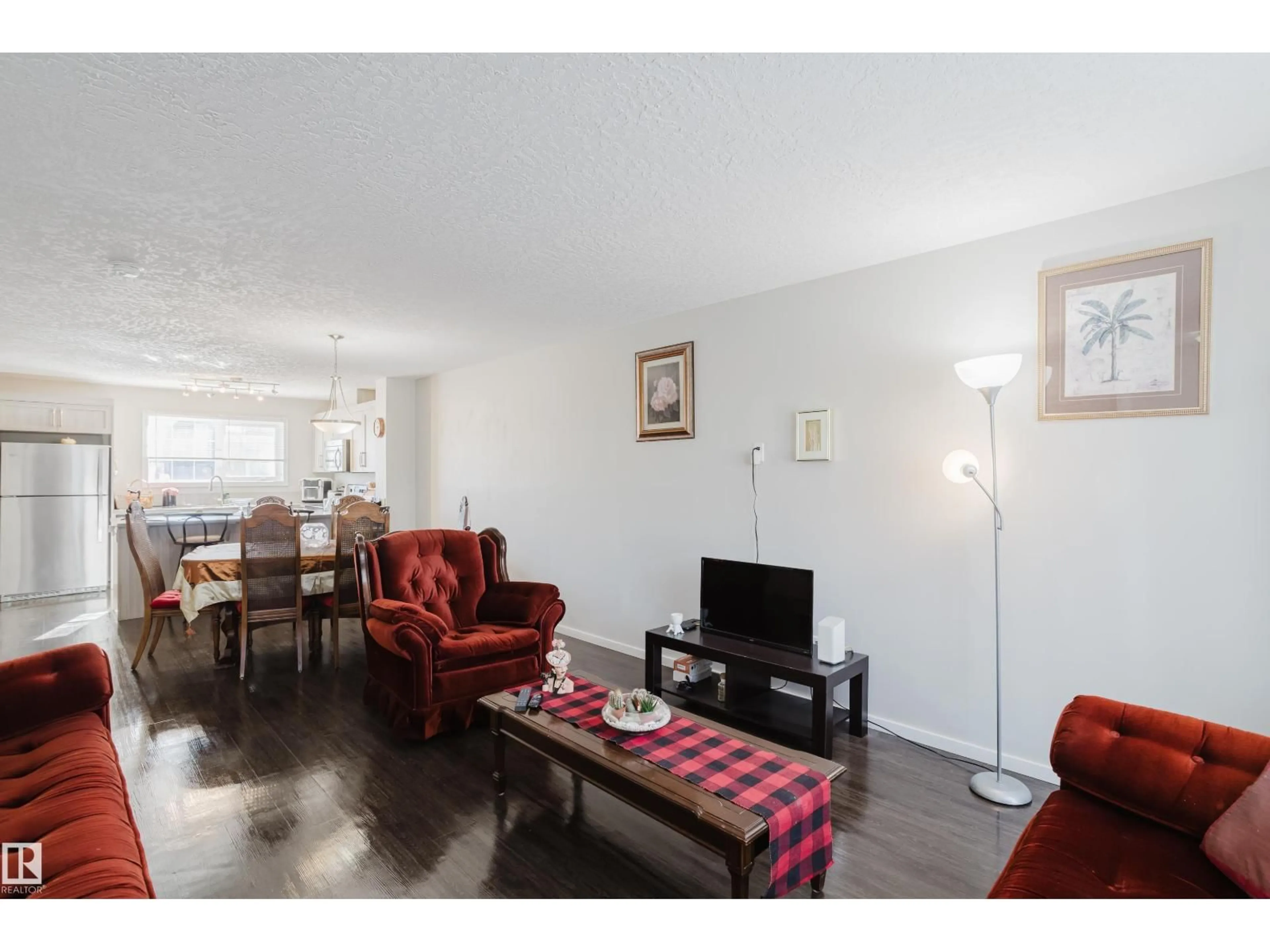 Living room with furniture, unknown for 237 SOUTHFORK DR, Leduc Alberta T9E0E9