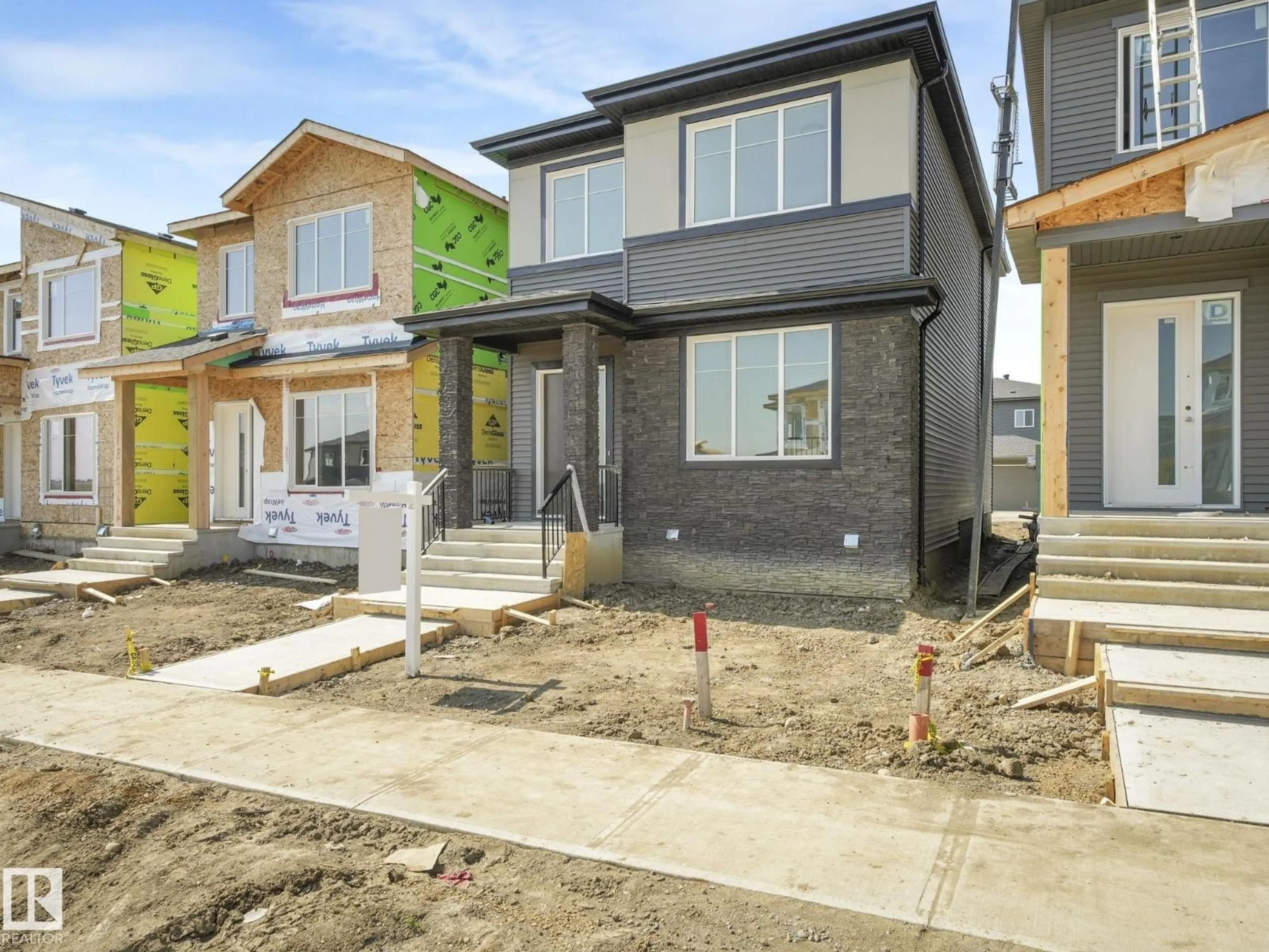 Home with brick exterior material, street for 10 CATRIA POINT, Sherwood Park Alberta T8H3A9