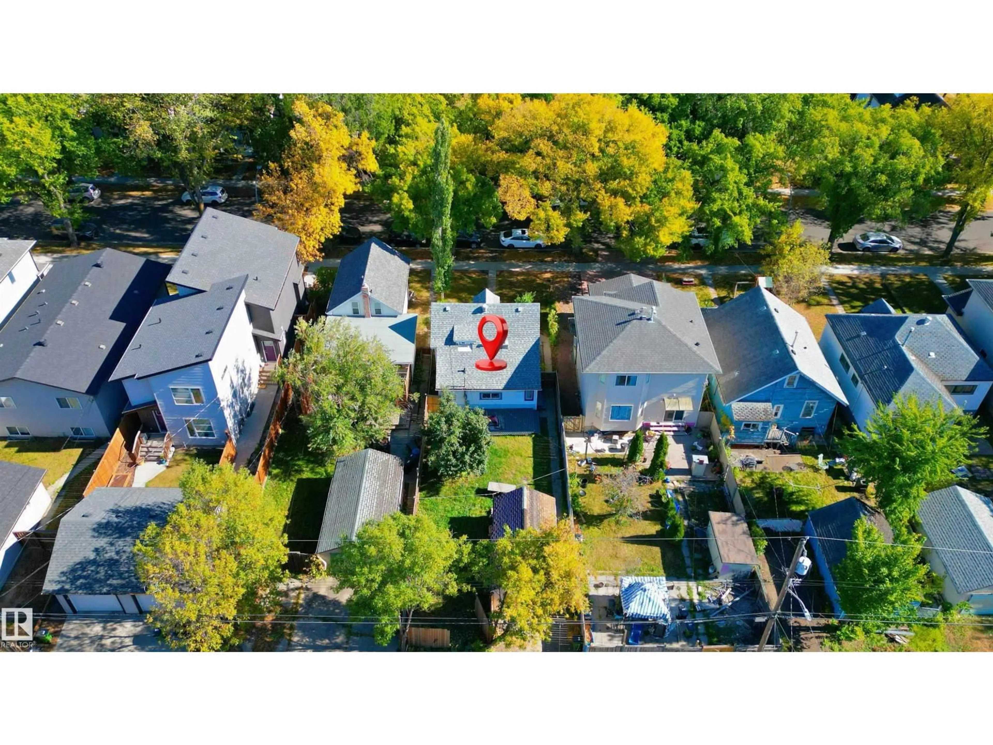 A pic from outside/outdoor area/front of a property/back of a property/a pic from drone, street for 12018 95 ST, Edmonton Alberta T5G1M7