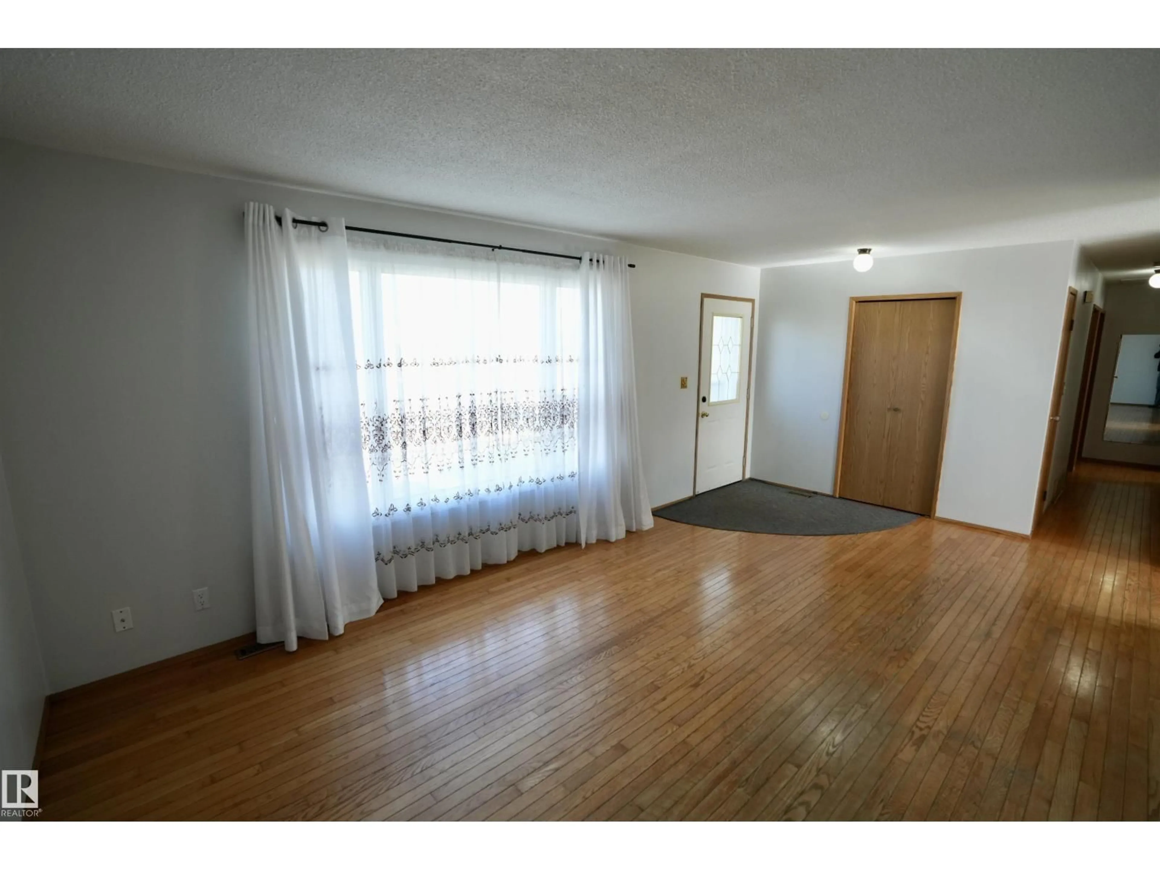 A pic of a room for 4005 48 AV, St. Paul Town Alberta T0A3A2