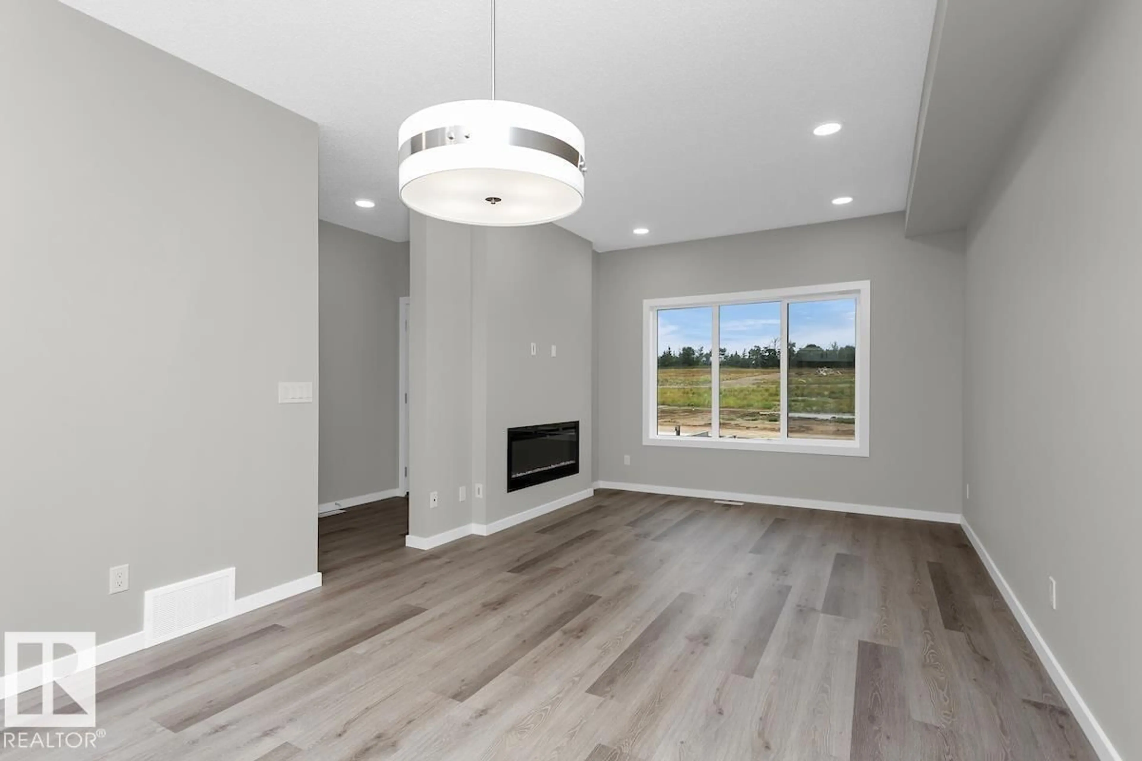 A pic of a room for 4305 KINGLET DR, Edmonton Alberta T5S0W6