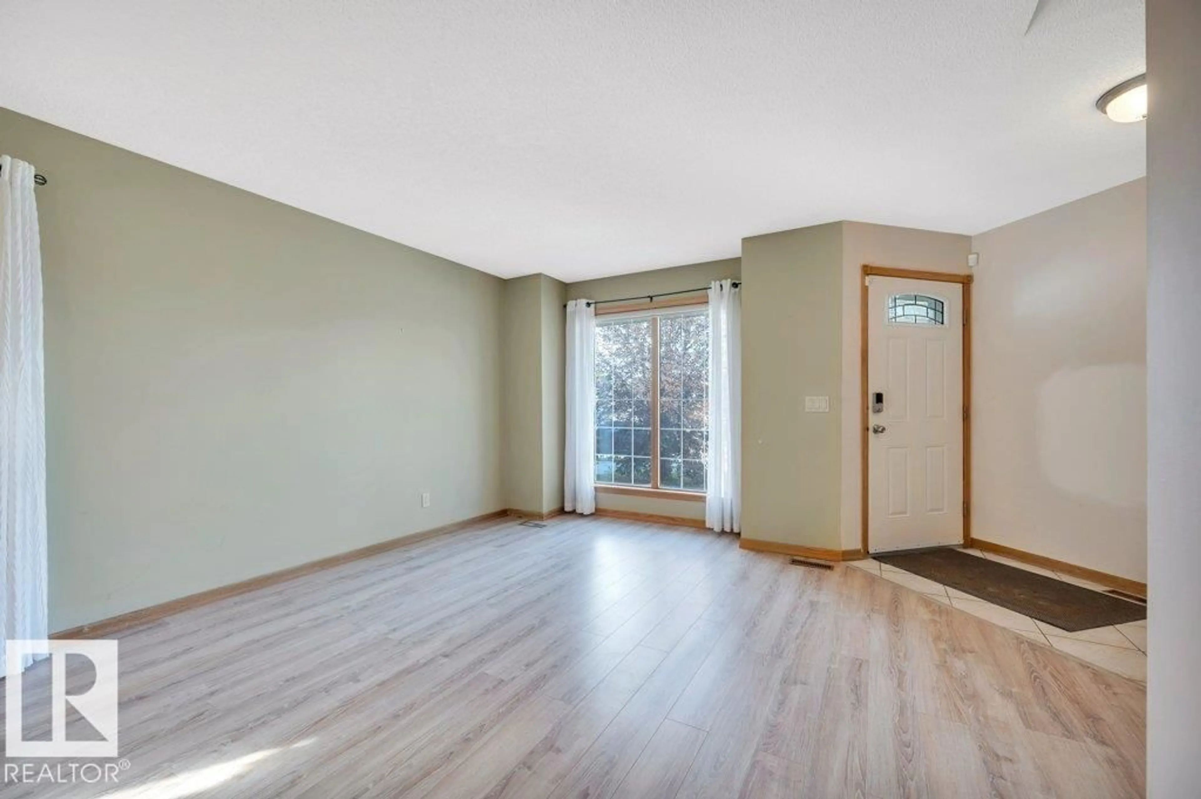 A pic of a room for 19 HANOVER BA, Sherwood Park Alberta T8A5R5
