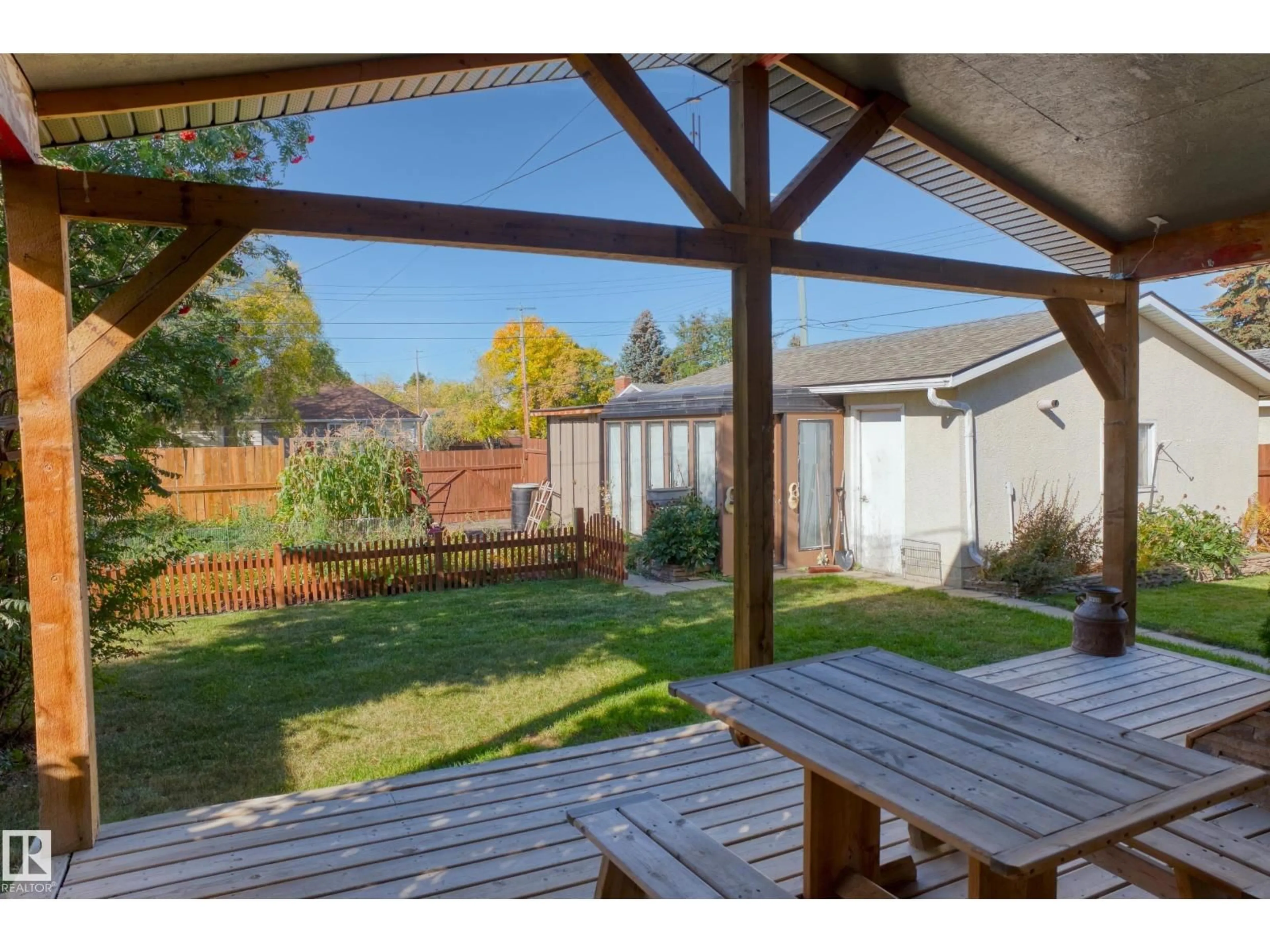 Patio, street for 5226 43 ST, Barrhead Alberta T7N1J7
