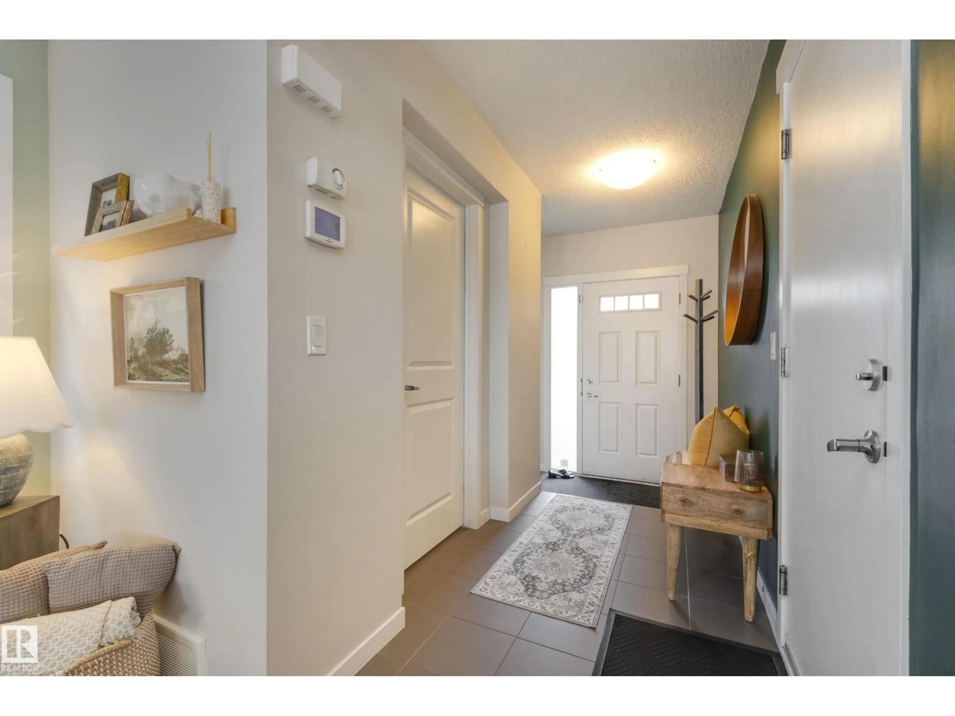 Indoor entryway for NW - 16722 64 ST, Edmonton Alberta T5Y3P8