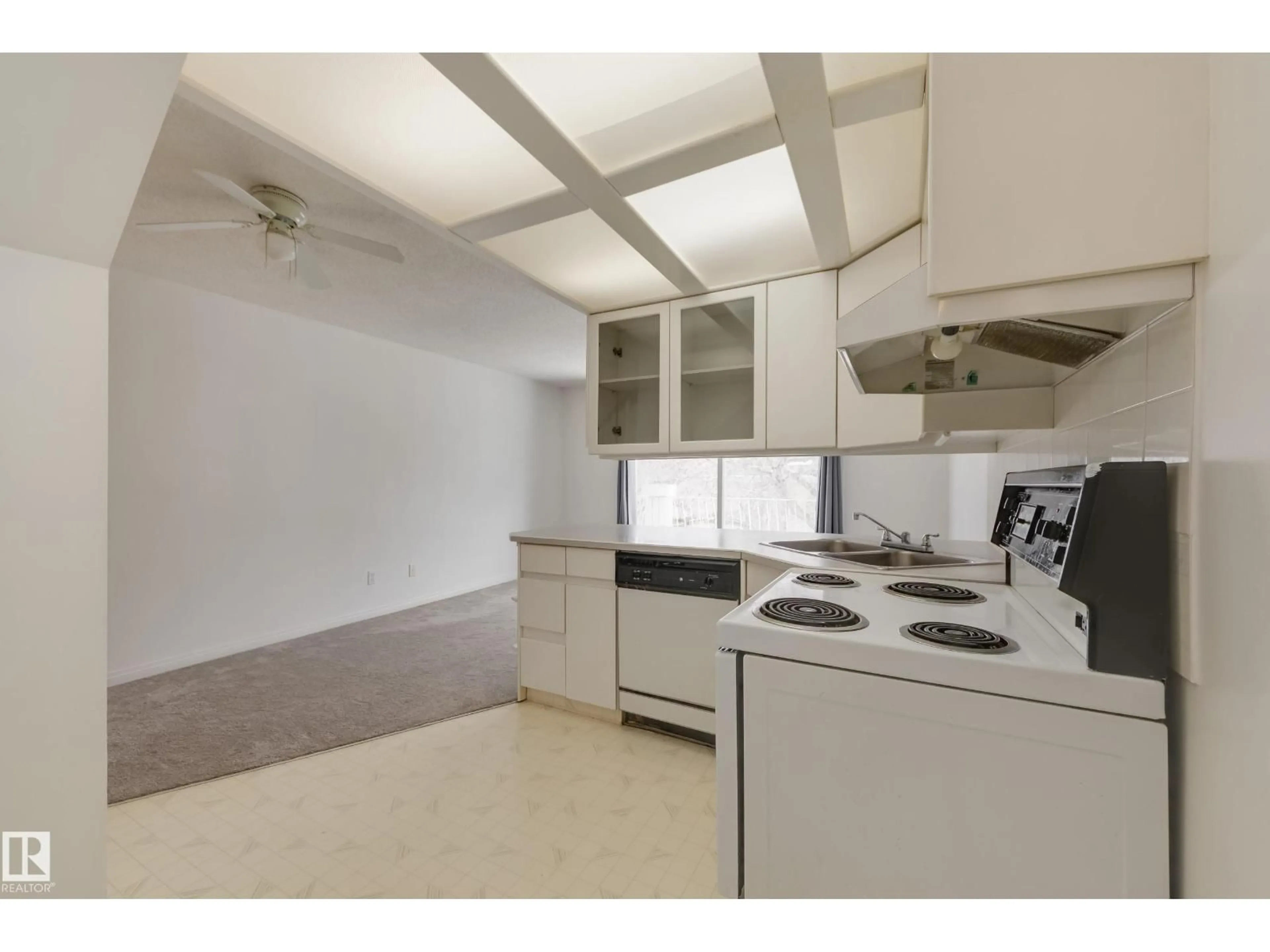 Standard kitchen, unknown for #11 - 10324 119 ST, Edmonton Alberta T5K1Z6