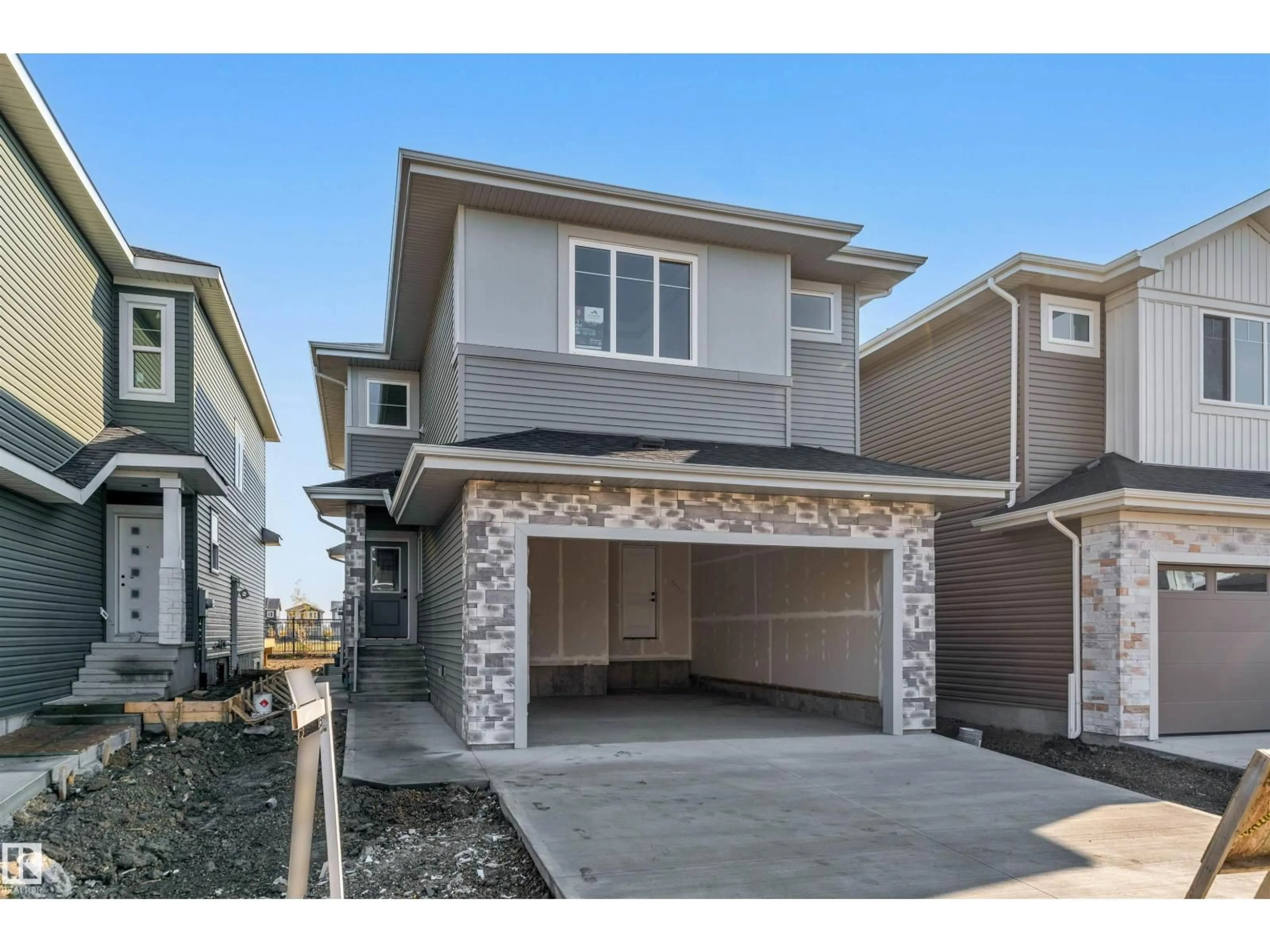 Home with vinyl exterior material, street for 96 ELDRIDGE POINT, St. Albert Alberta T8N8C4
