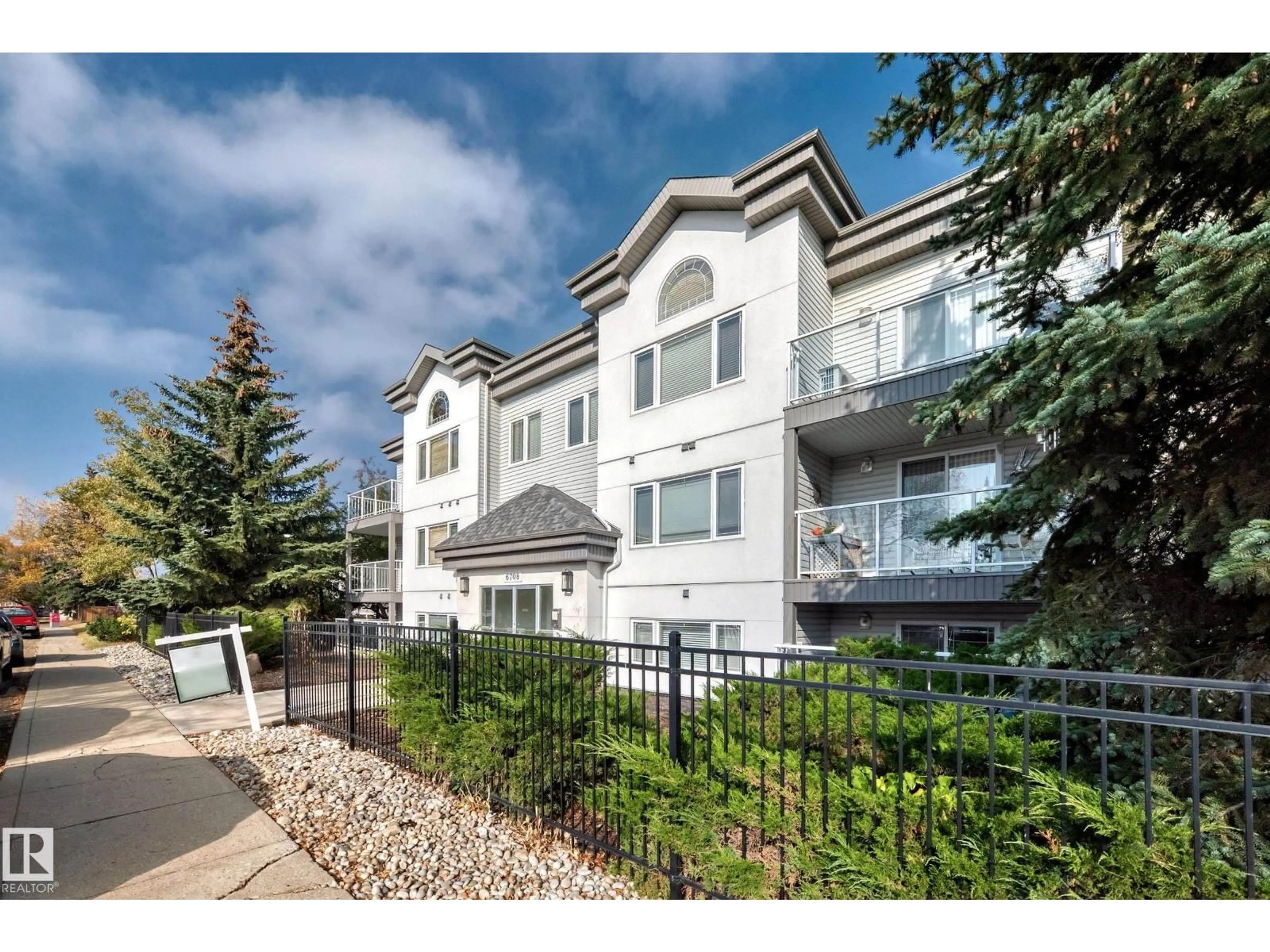 Unknown for #103 - 6708 90 AV NW, Edmonton Alberta T6B0P2