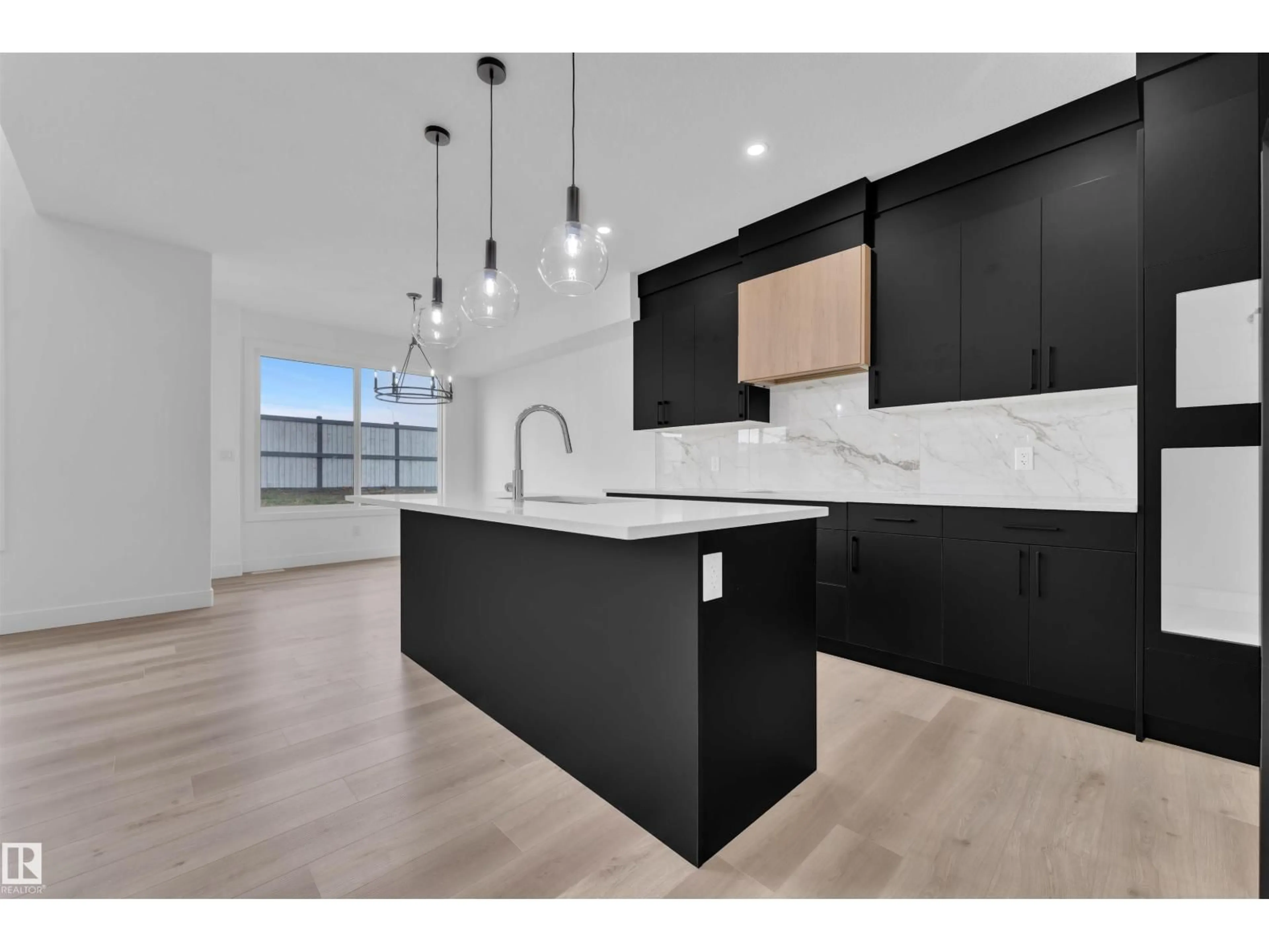 Open concept kitchen, unknown for 190 MUNN WY, Leduc Alberta T9E1V2