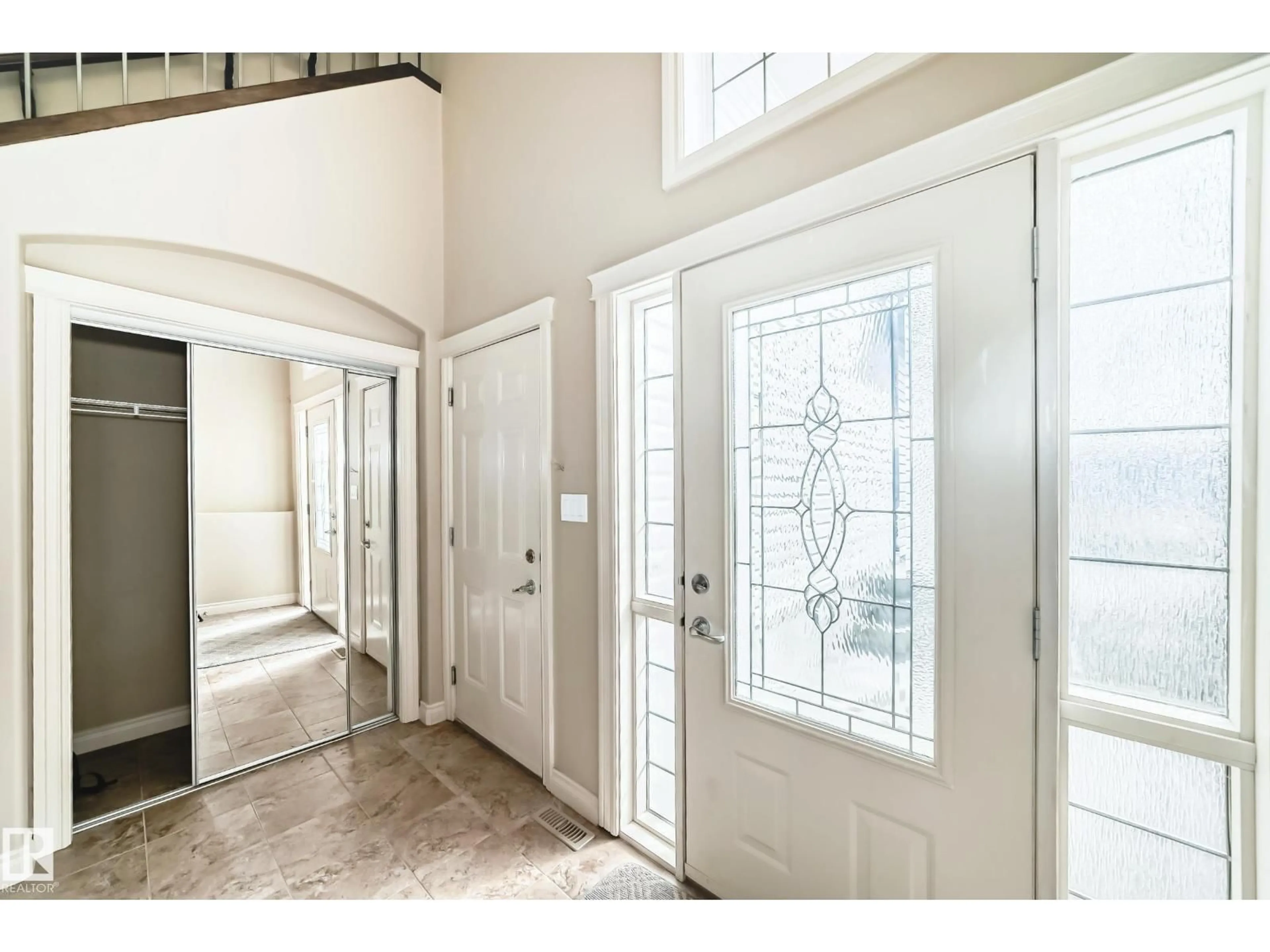 Indoor entryway for #13 - 12610 15 AV, Edmonton Alberta T6W1X1