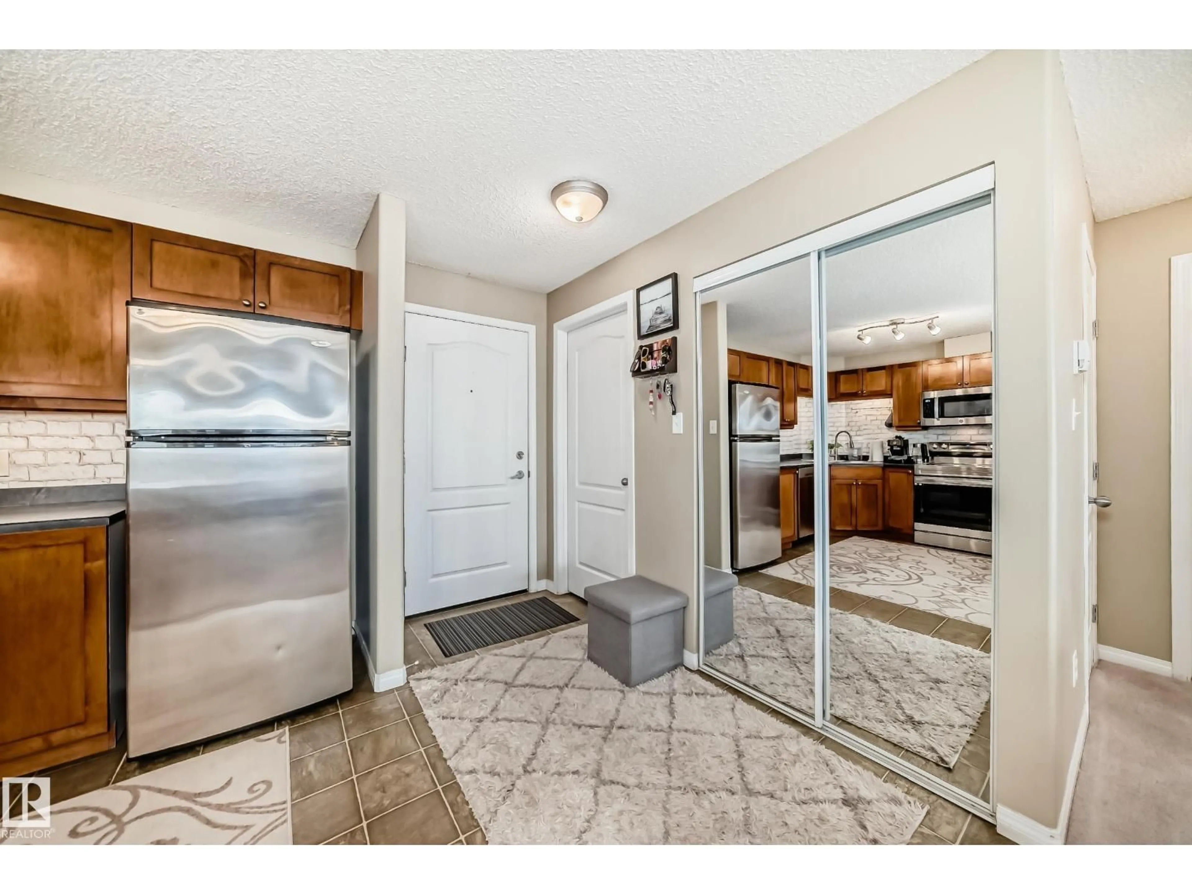 Unknown for 1309 SOUTH TERWILLEGAR DR, Edmonton Alberta T6R0E1