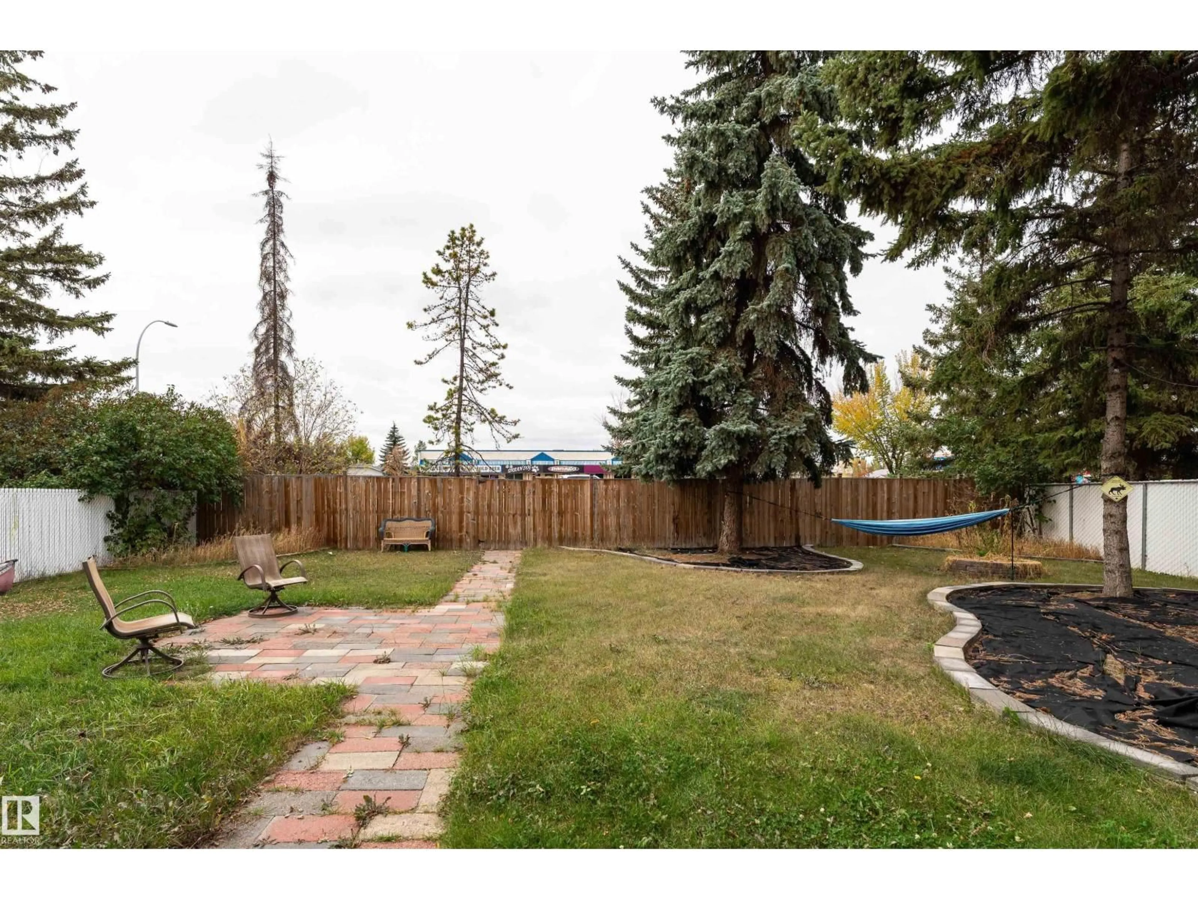 Patio, forest/trees view for 9814 91 ST, Fort Saskatchewan Alberta T8L1L3
