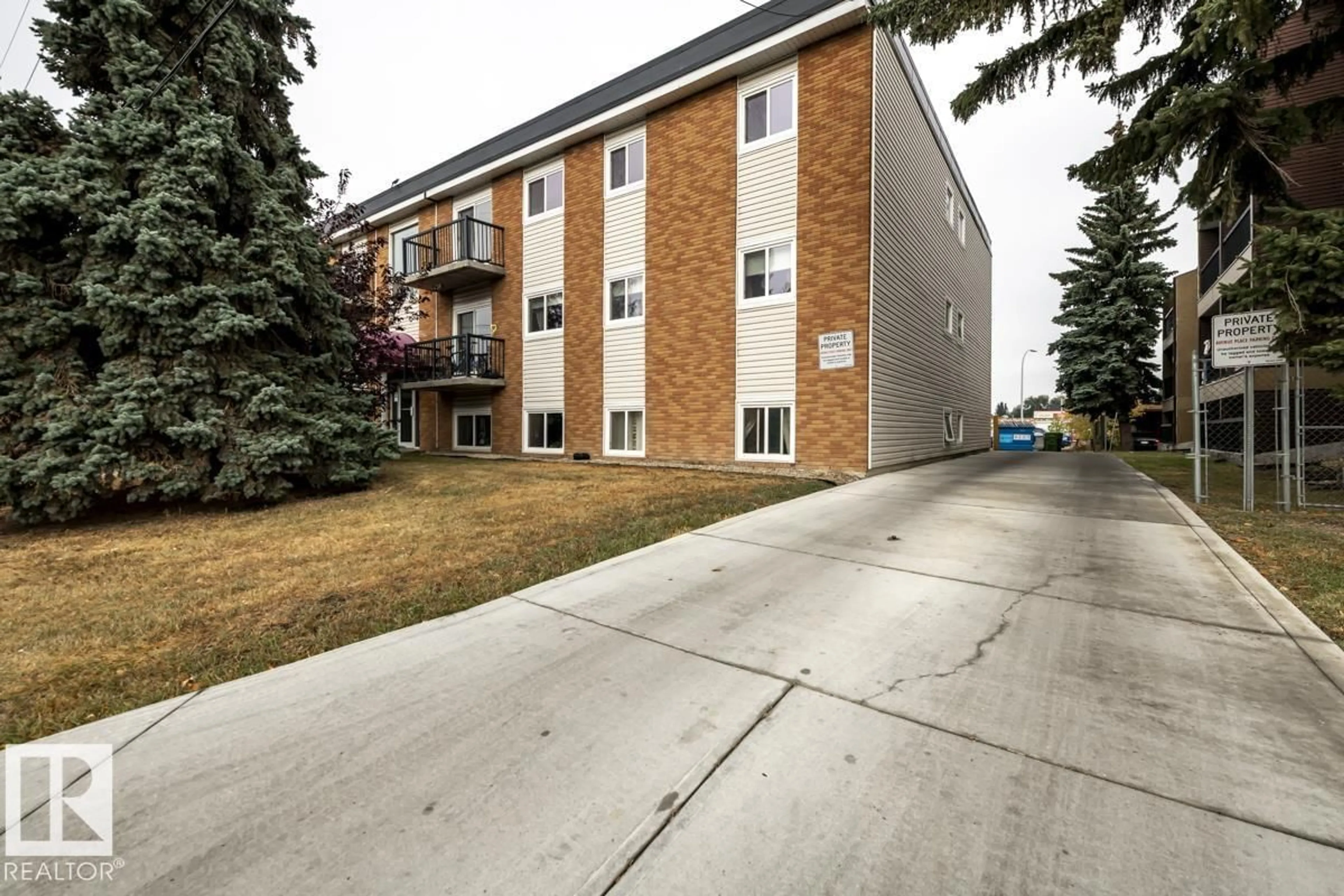 Unknown for 301 - 7204 81 AV NW, Edmonton Alberta T6B0E2