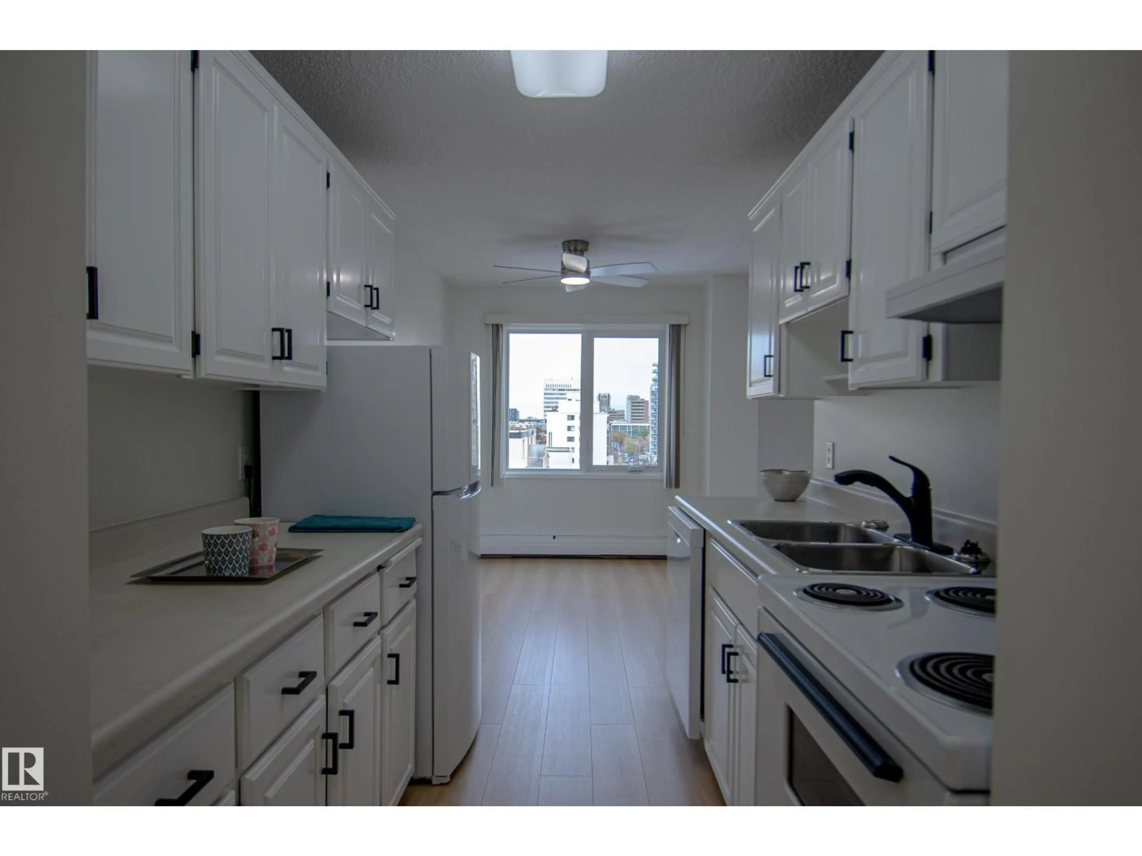 Standard kitchen, unknown for #1403 - 9725 106 ST, Edmonton Alberta T5K1B5