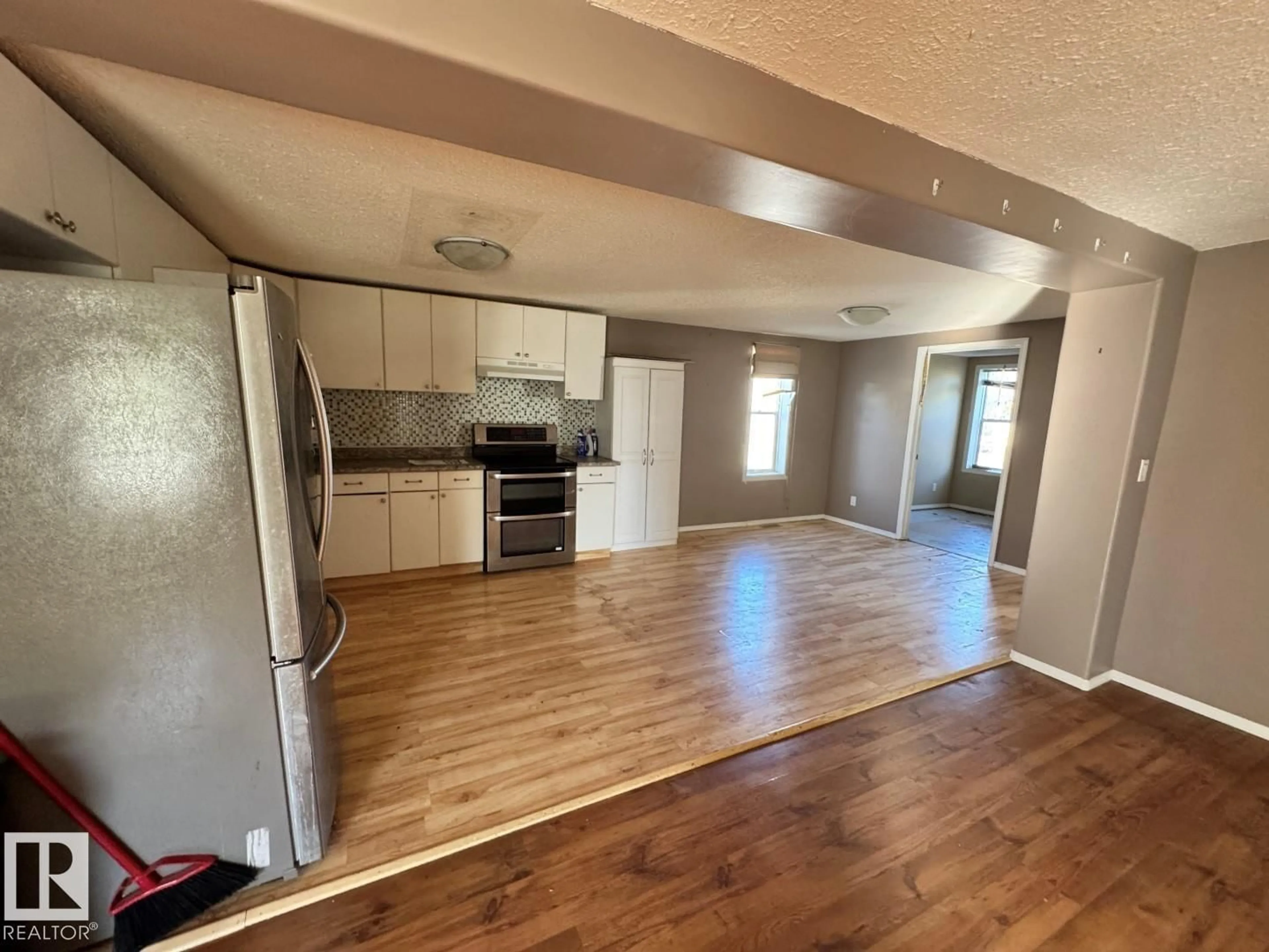 A pic of a room for 10770 - 1126 WINTERBURN RD, Edmonton Alberta T5S1T6
