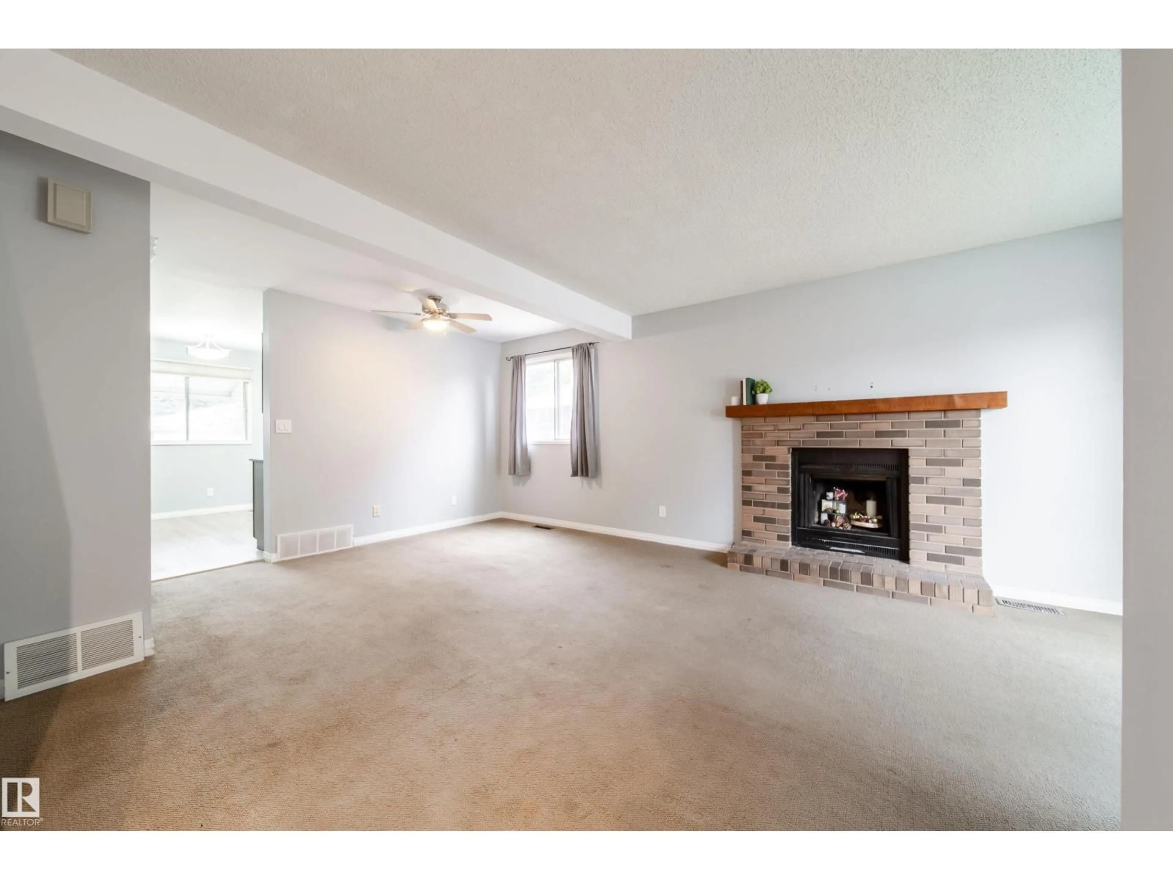 A pic of a room for NW - 7328 181 ST, Edmonton Alberta T5T2H1