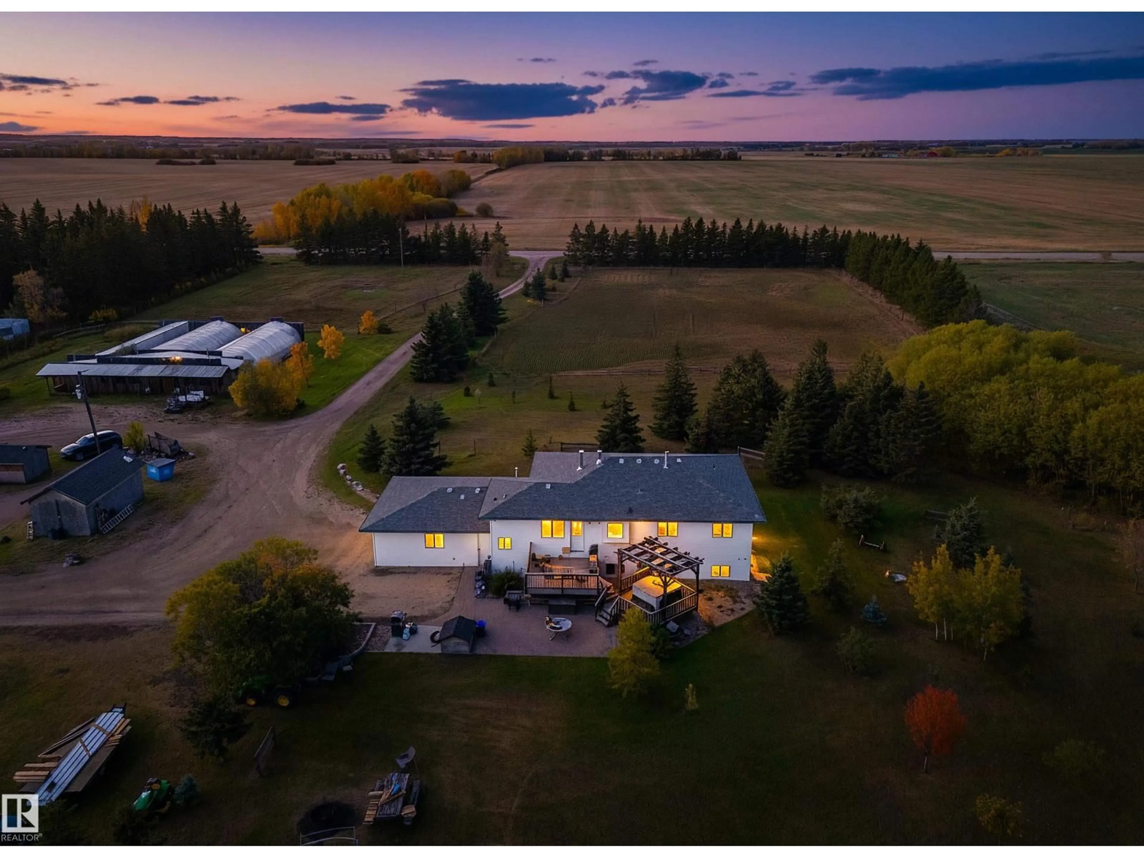 A pic from outside/outdoor area/front of a property/back of a property/a pic from drone, building for 48503 RANGE ROAD 263, Rural Leduc County Alberta T0C0V0