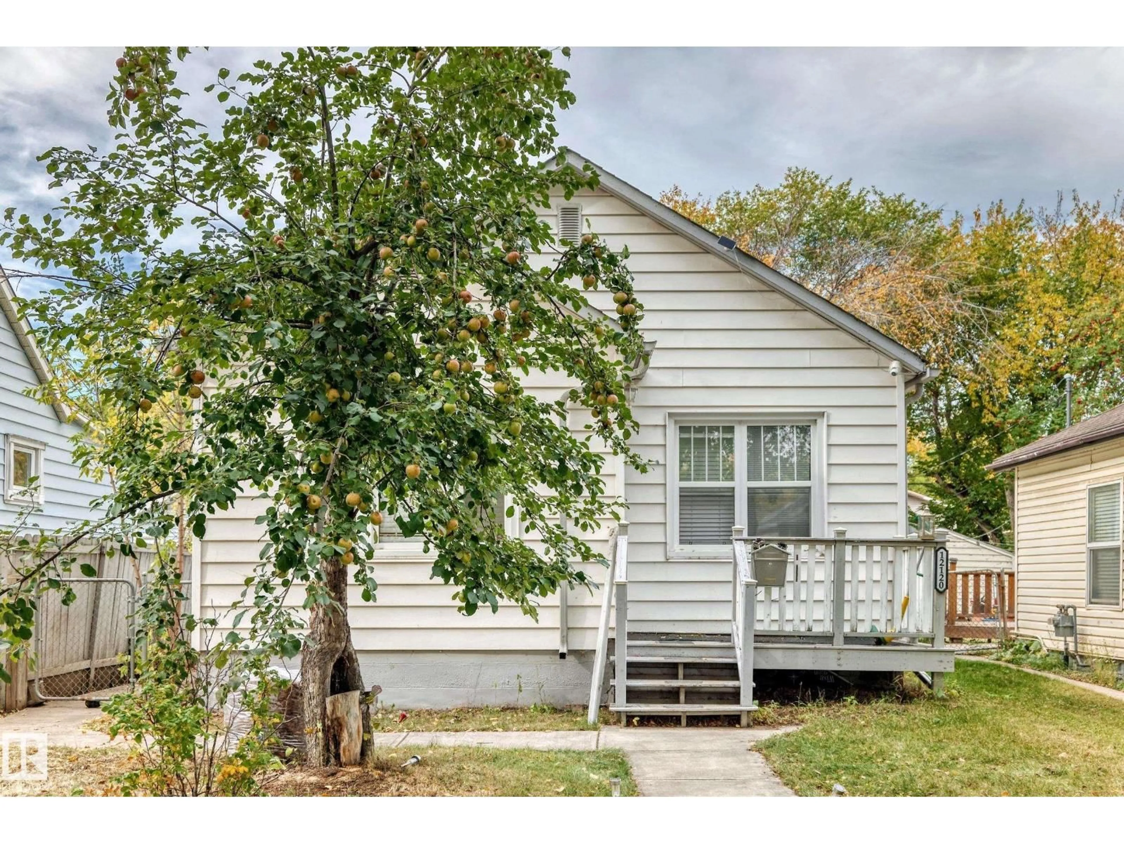 Unknown for NW - 12120 64 ST, Edmonton Alberta T5W4J5