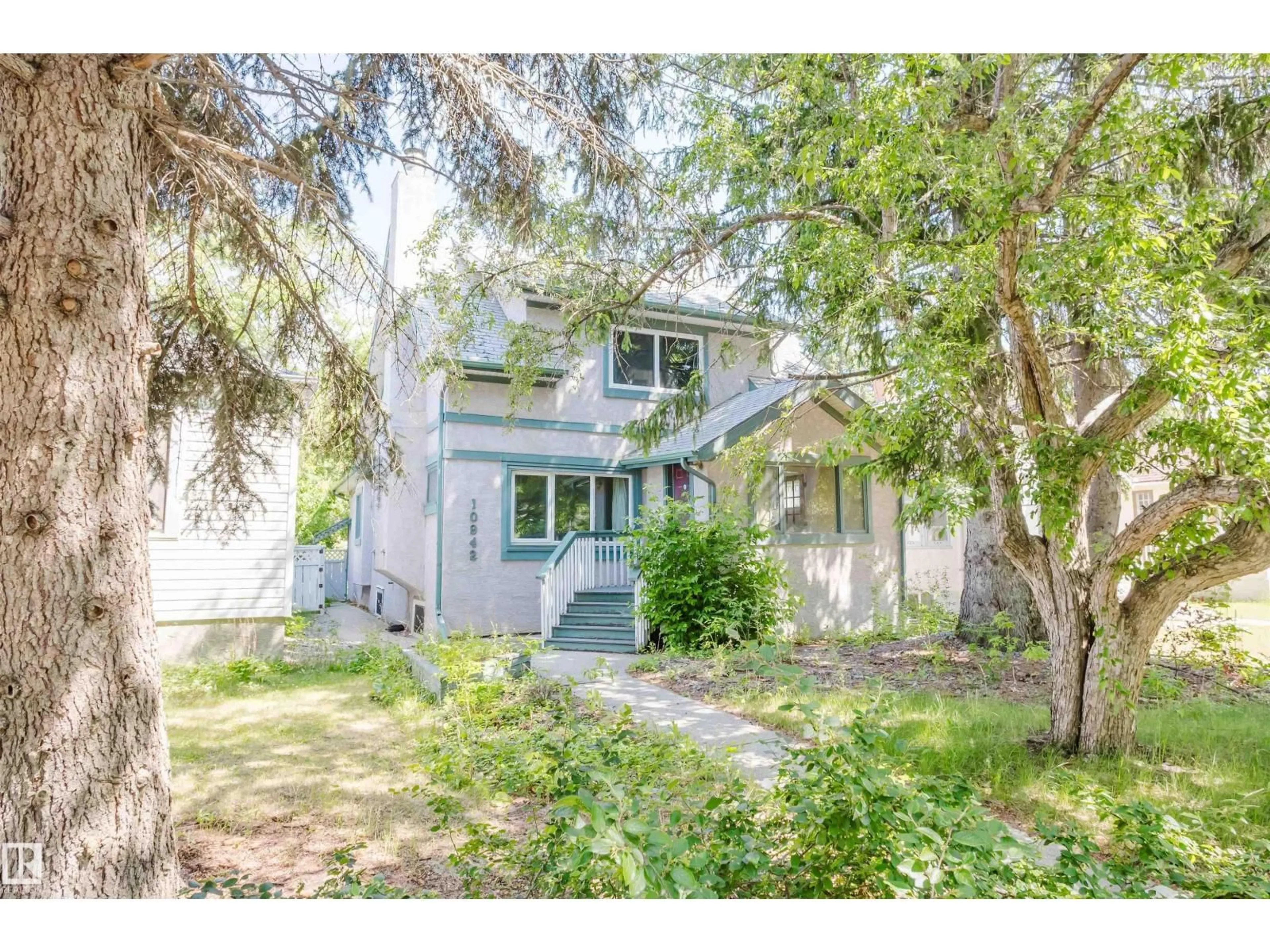 Unknown for 10942 88 AV, Edmonton Alberta T6G0Z1
