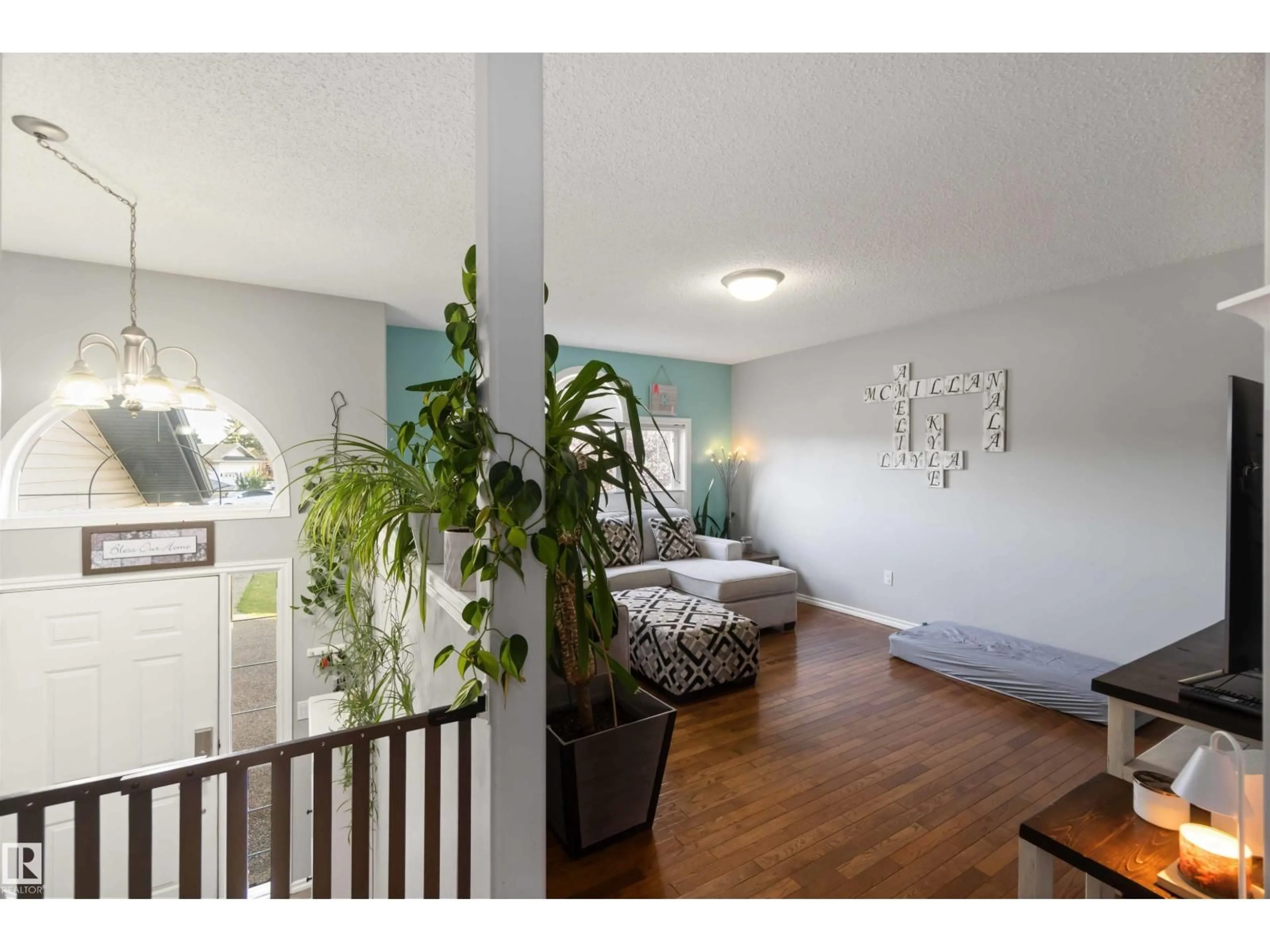 Indoor entryway for 5520 45 ST, Lamont Alberta T0B2R0