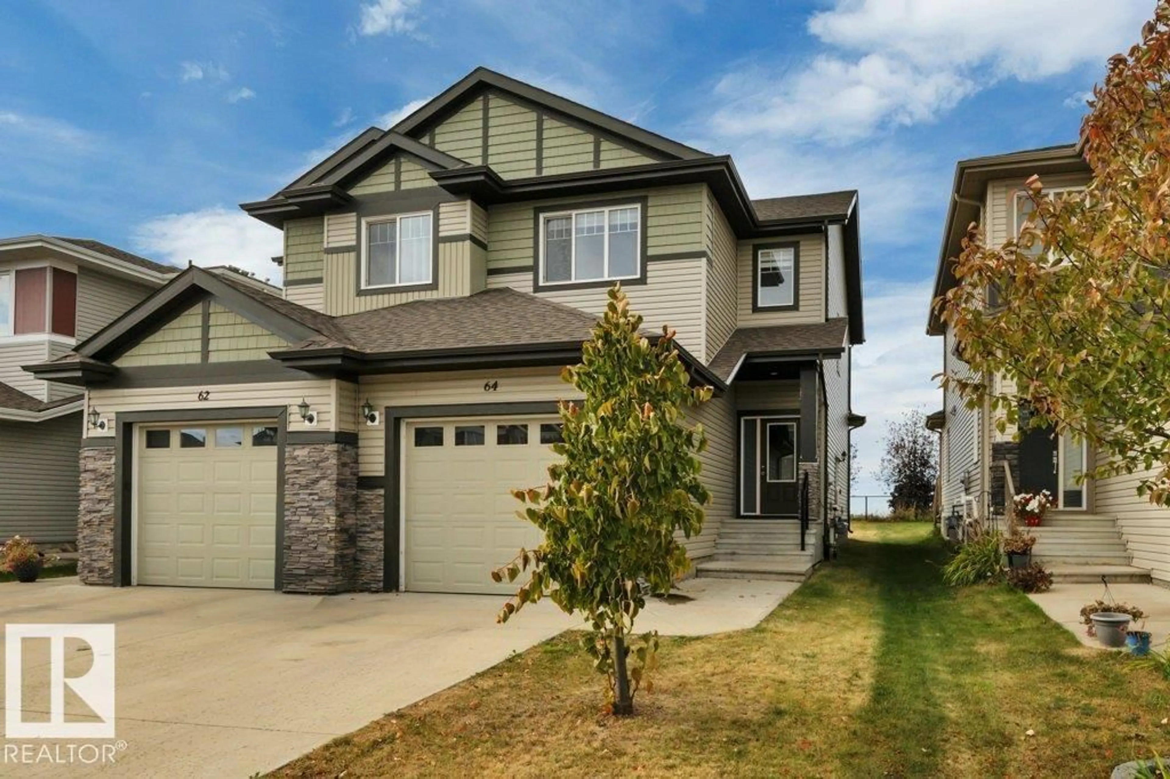 Home with vinyl exterior material, street for 64 SANDALWOOD PL, Leduc Alberta T9E1C4