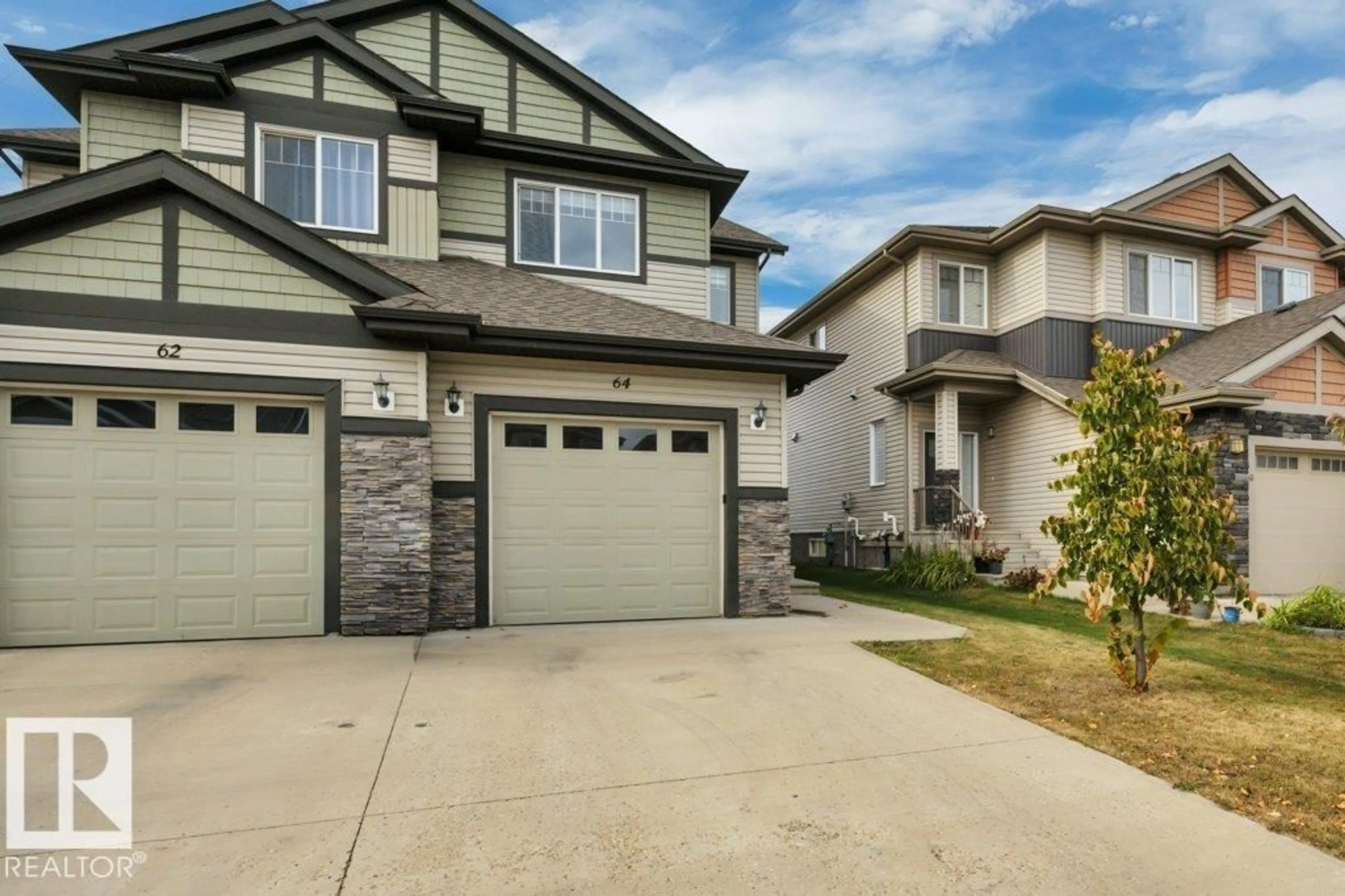 Home with vinyl exterior material, street for 64 SANDALWOOD PL, Leduc Alberta T9E1C4