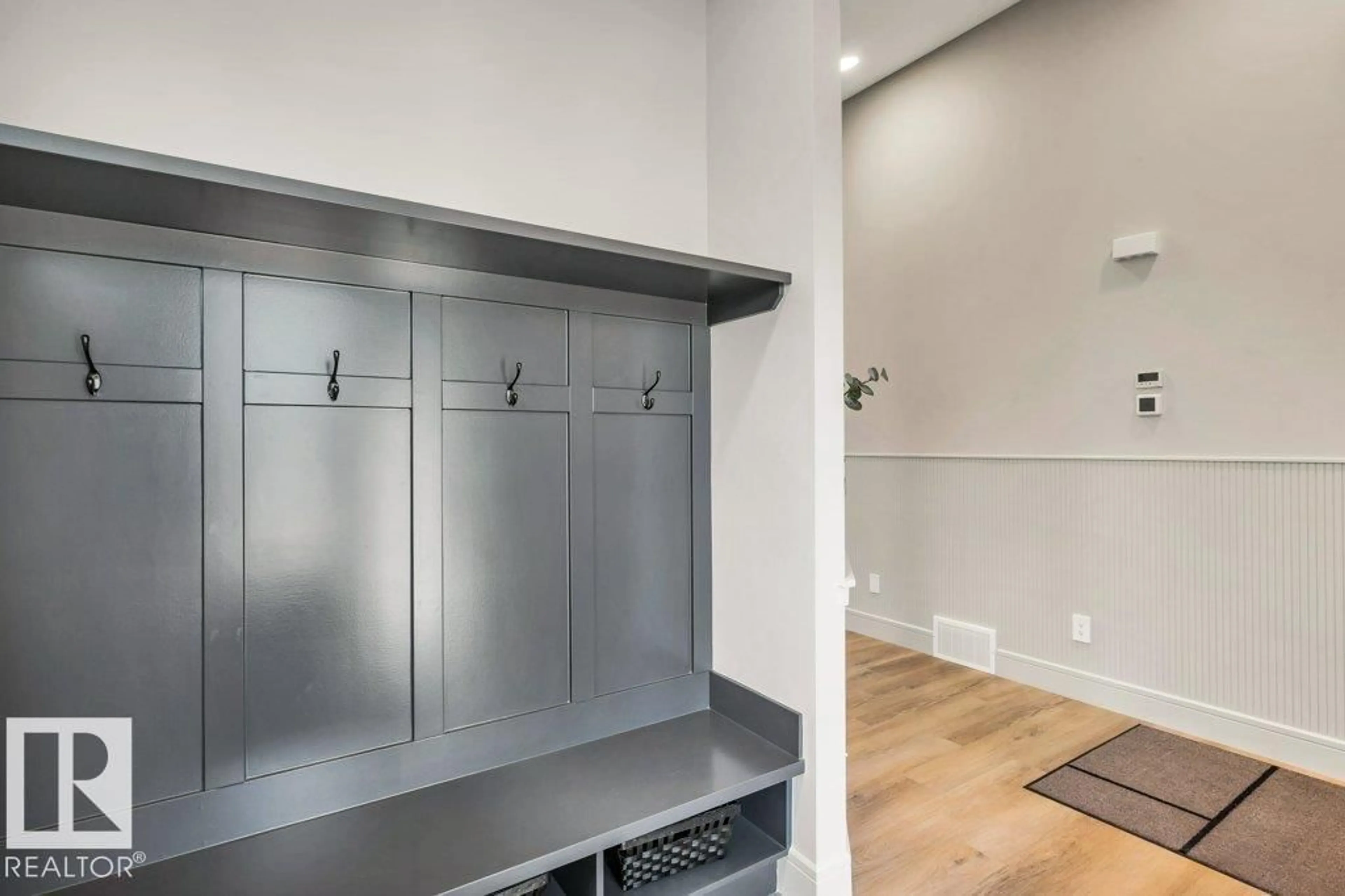 Indoor entryway for 27 SYDWYCK CI, Spruce Grove Alberta T7X4C9
