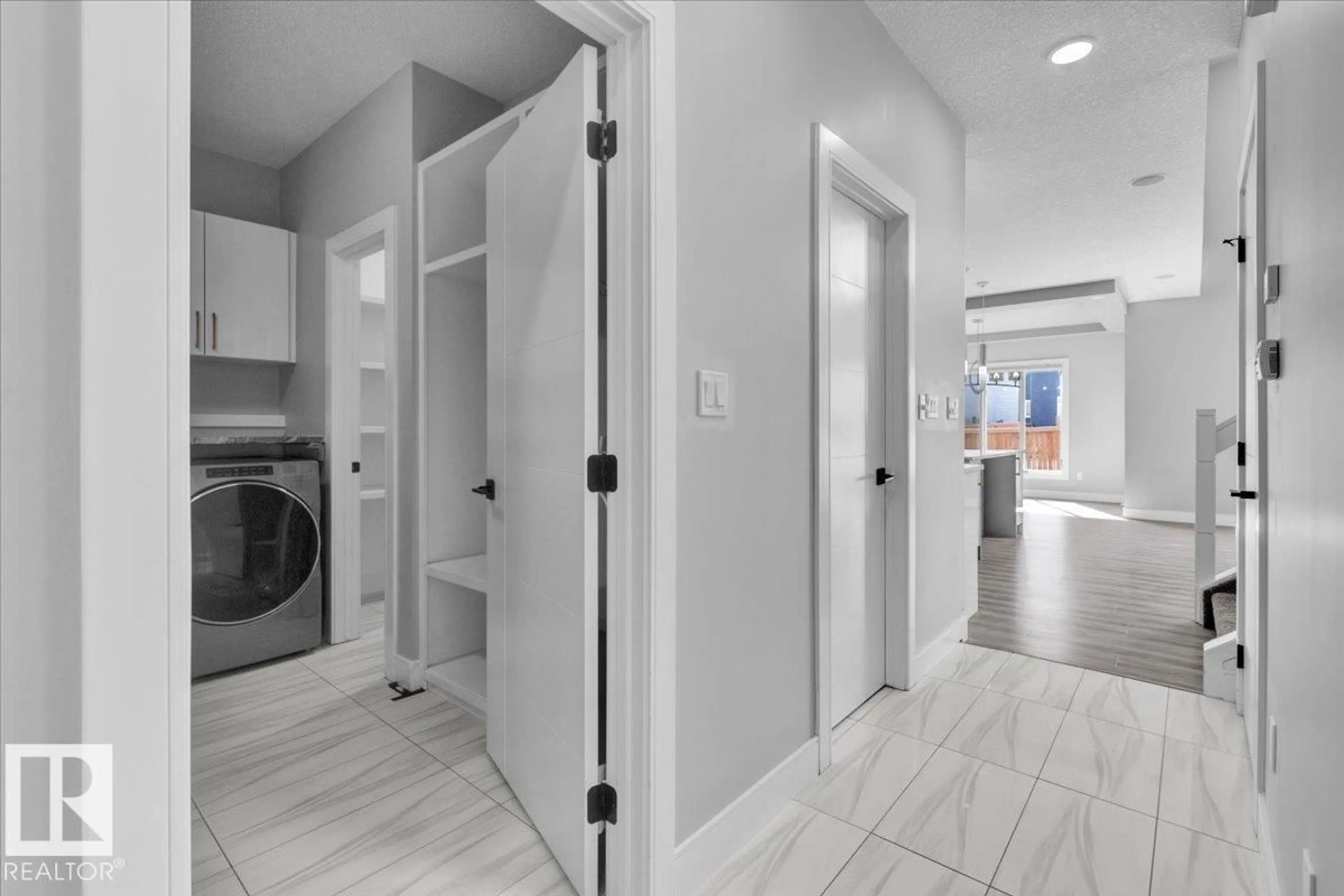 Laundry room for 20883 131 AV, Edmonton Alberta T5S0P1