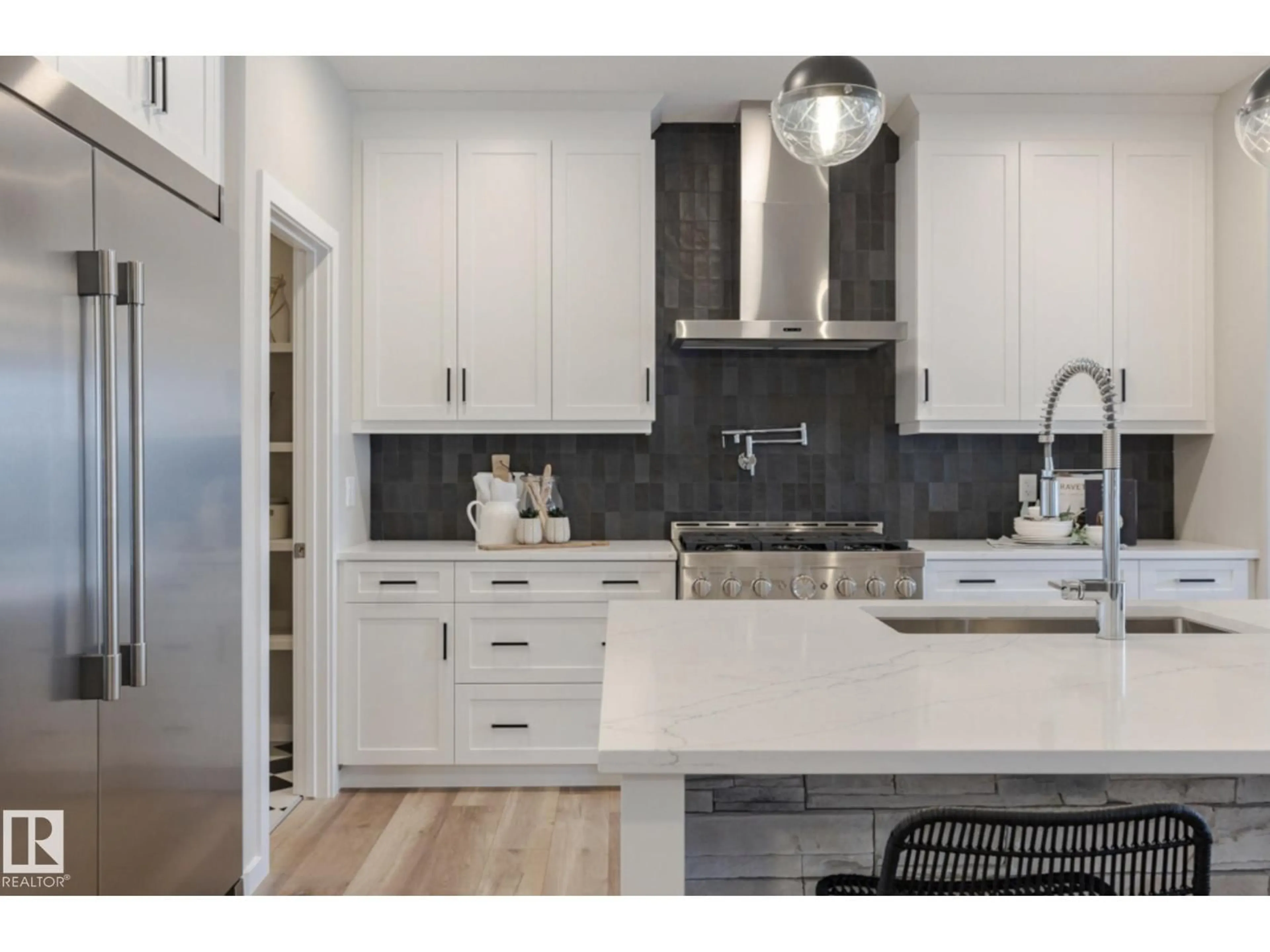 Contemporary kitchen, ceramic/tile floor for 322 STILES BN, Leduc Alberta T9E1V4