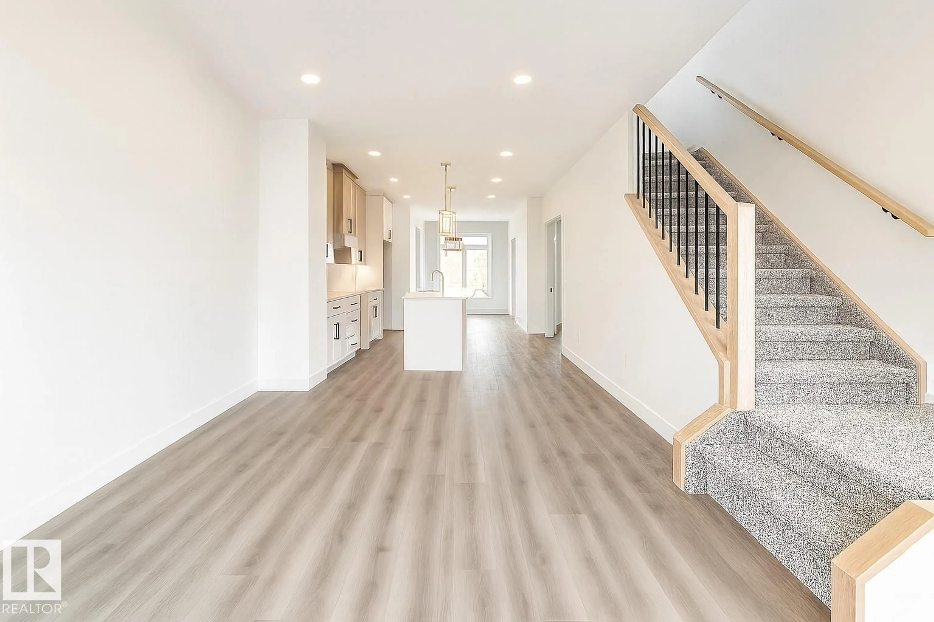 Indoor entryway for 5306 104A ST NW, Edmonton Alberta T6H2M1