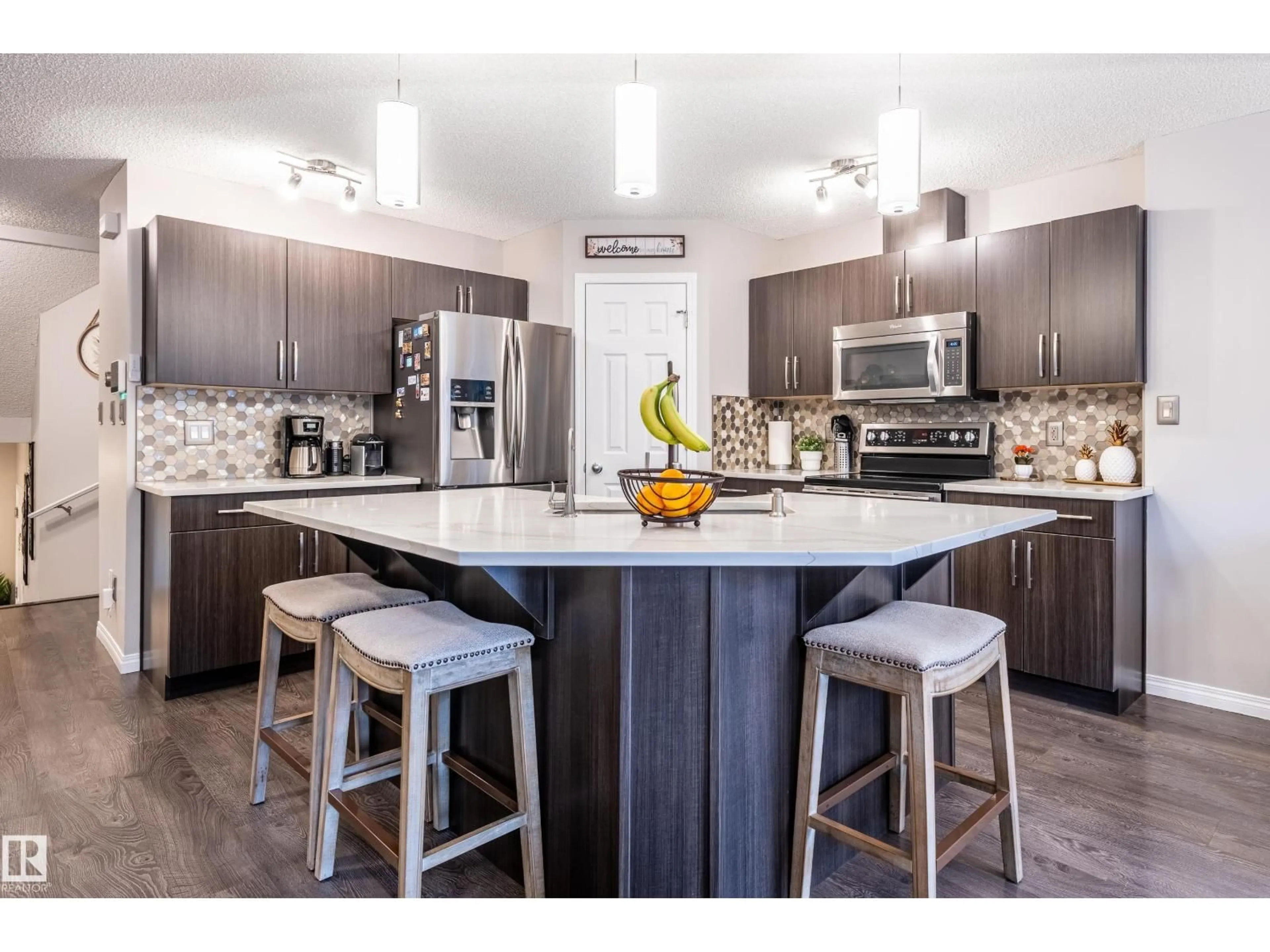 Open concept kitchen, unknown for 1737 CHAPMAN WY, Edmonton Alberta T6W2E8