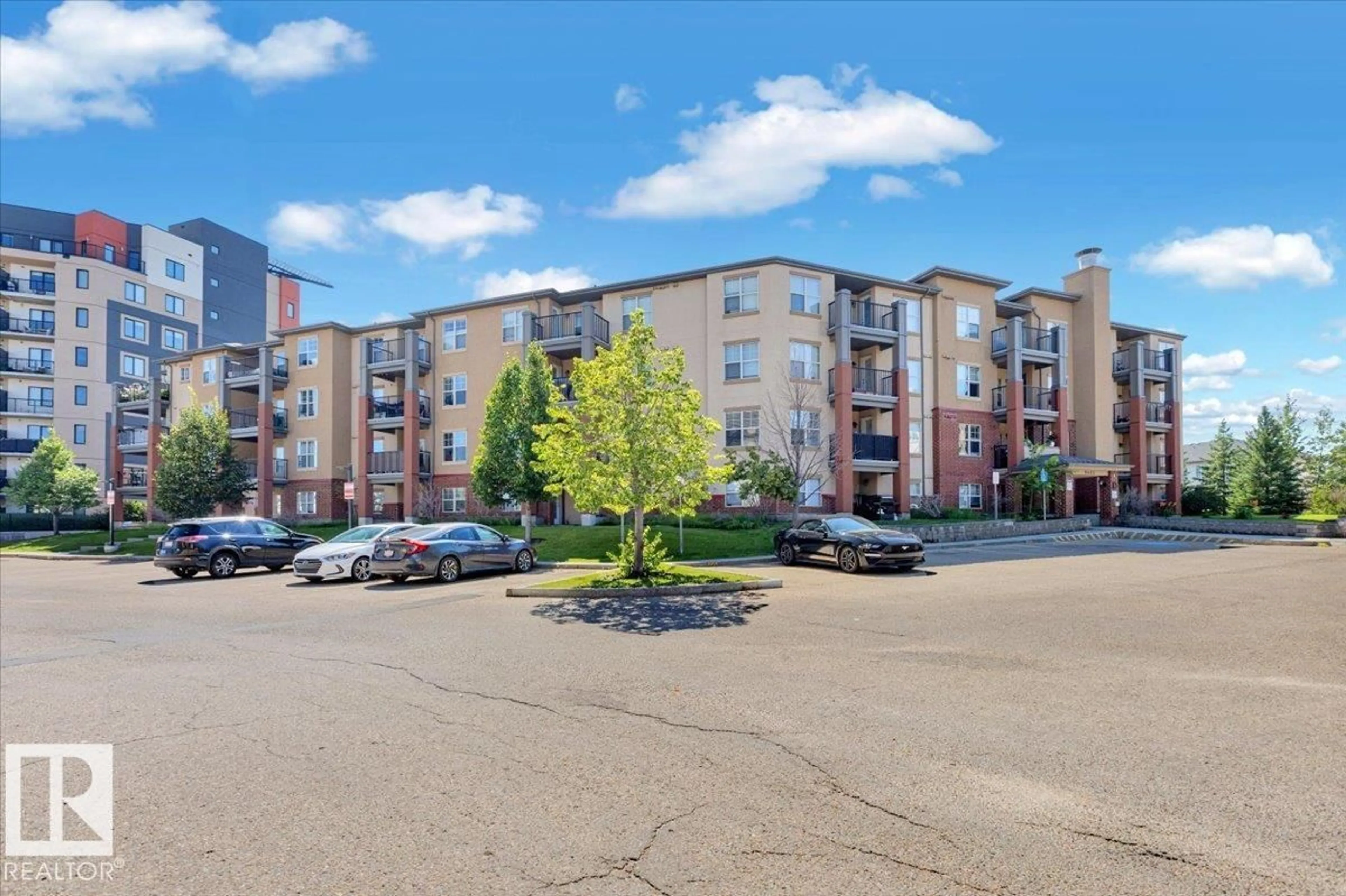 Patio, building for #114 - 11453 ELLERSLIE RD, Edmonton Alberta T6W1T2
