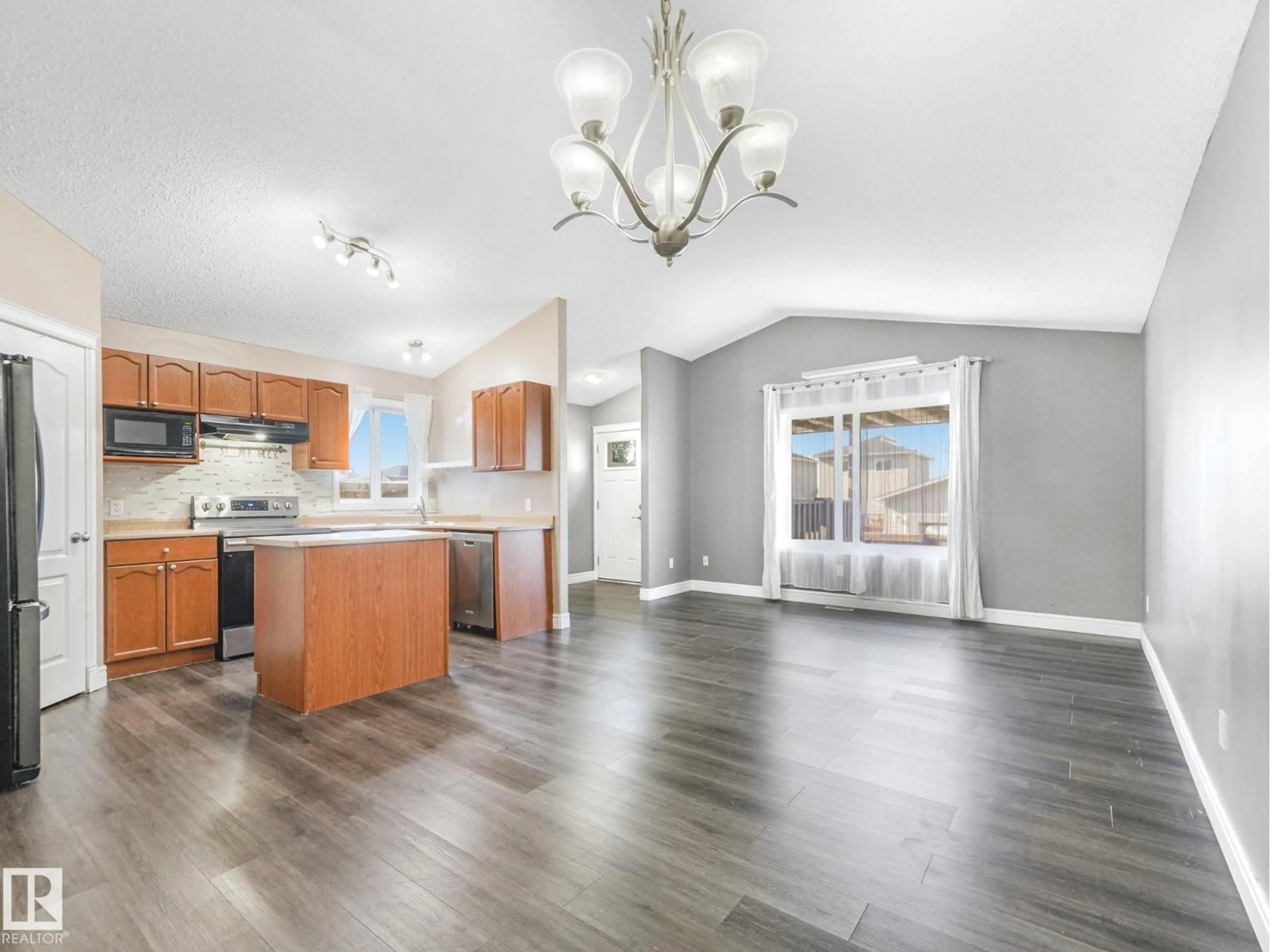 Open concept kitchen, unknown for 238 AVENA CI, Leduc Alberta T9E0L8