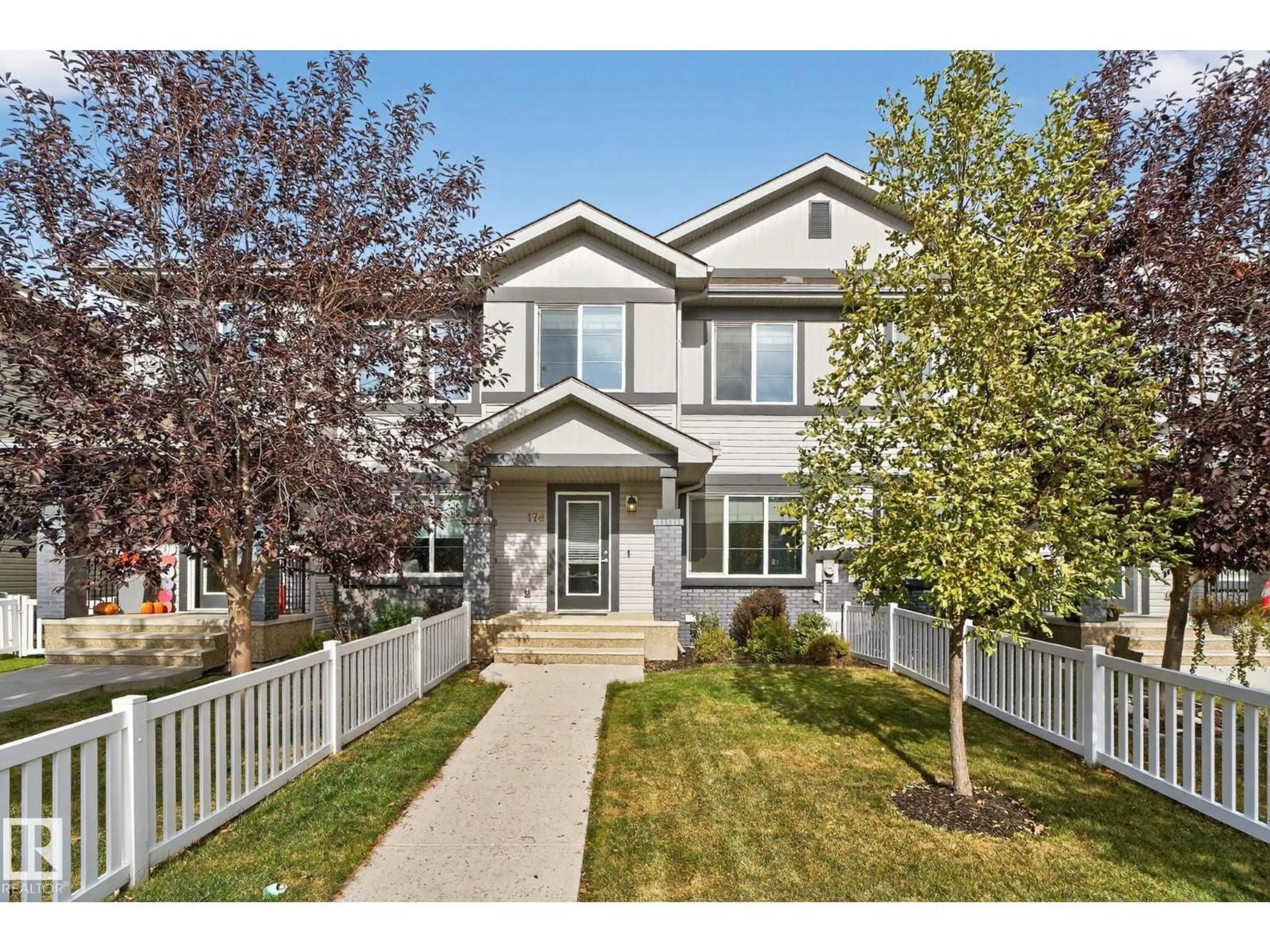 Home with vinyl exterior material, street for 178 SANTANA, Fort Saskatchewan Alberta T8L0T4