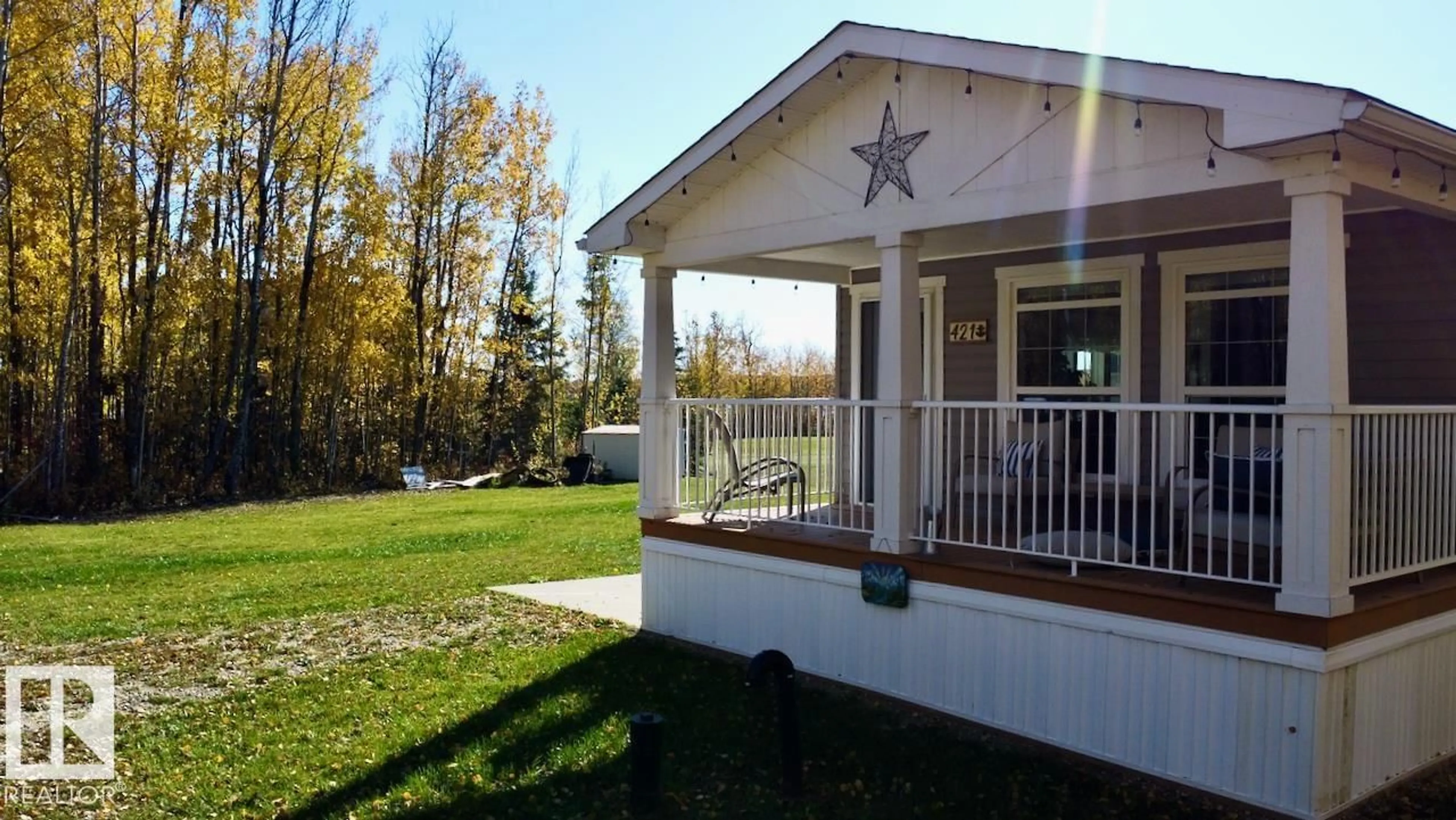 Patio, unknown for 421 RGE ROAD 62, Rural Lac Ste. Anne County Alberta T0E0T0