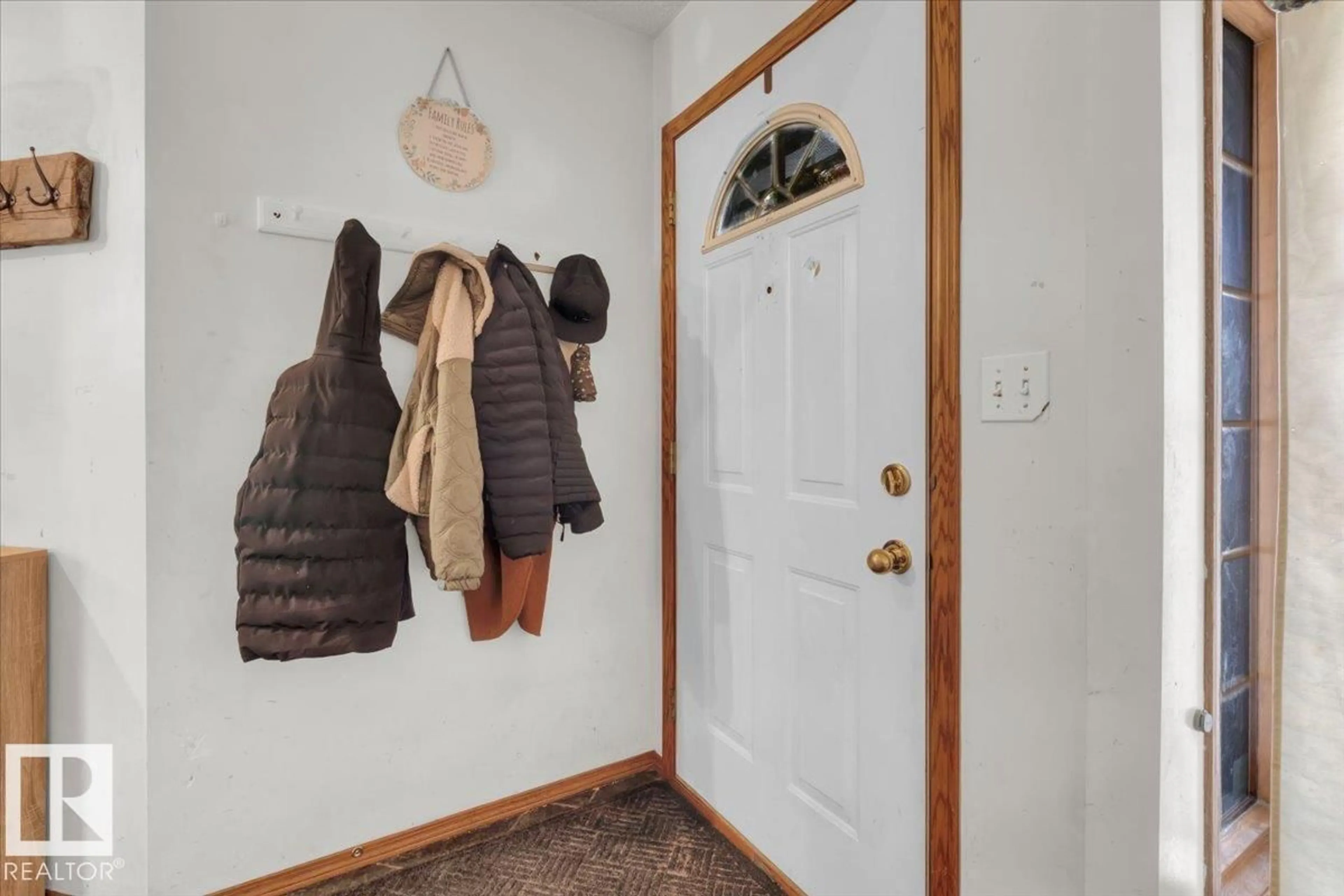 Indoor entryway for 6107 159 AV, Edmonton Alberta T5Y2P4