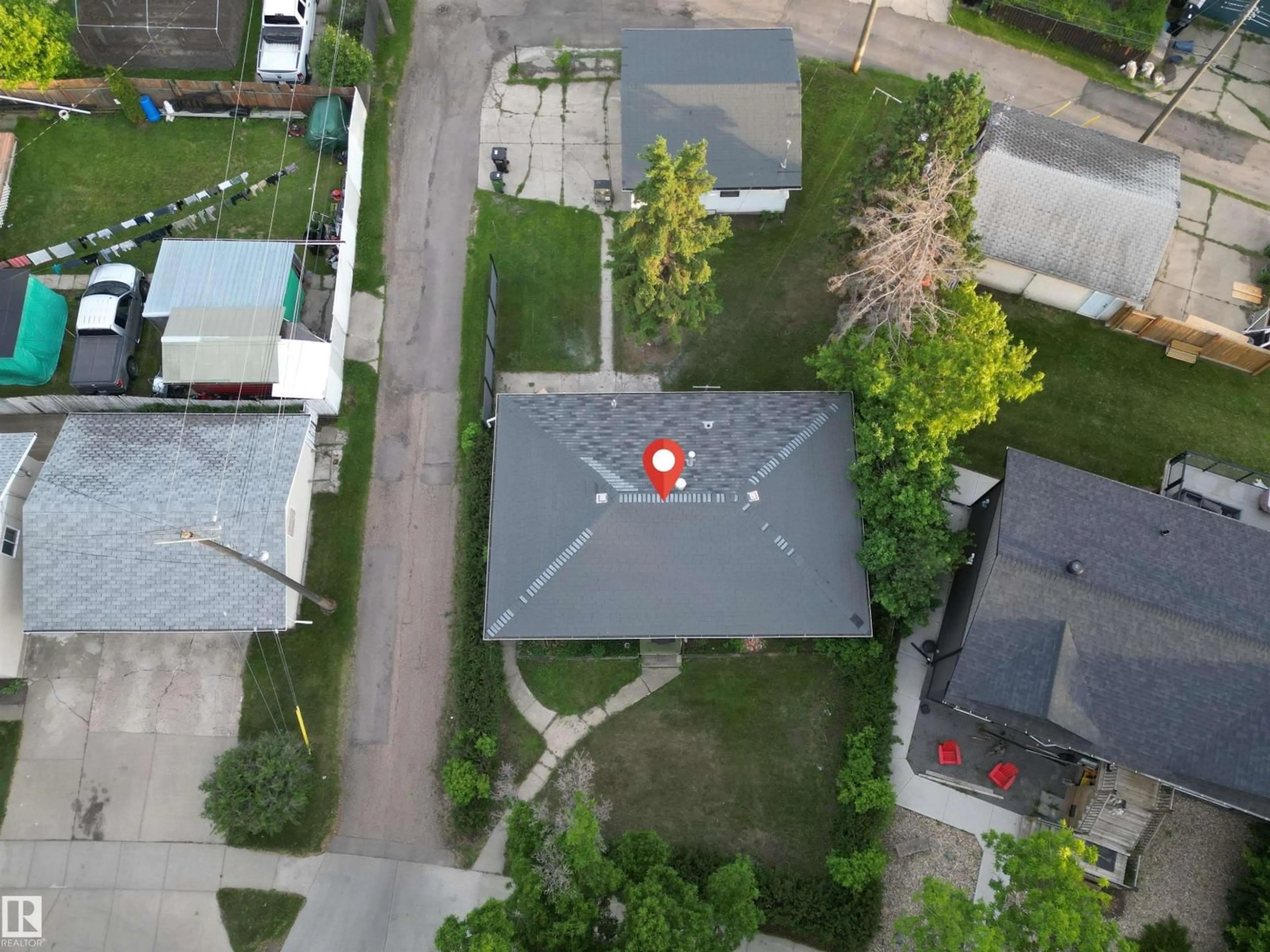A pic from outside/outdoor area/front of a property/back of a property/a pic from drone, street for 16415 106 AV, Edmonton Alberta T5P0X1
